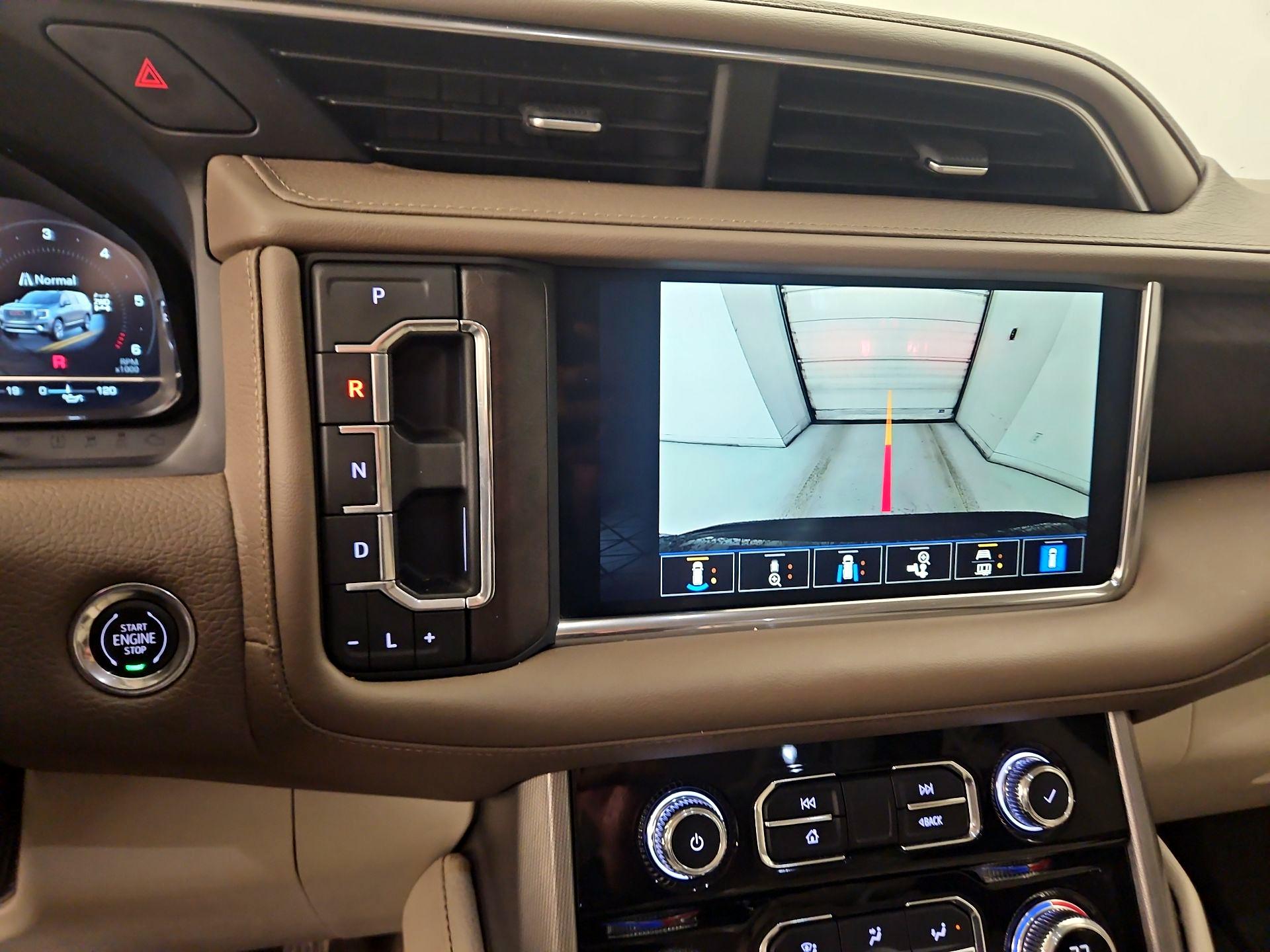 Thumbnail: 2023 GMC Yukon XL - 14