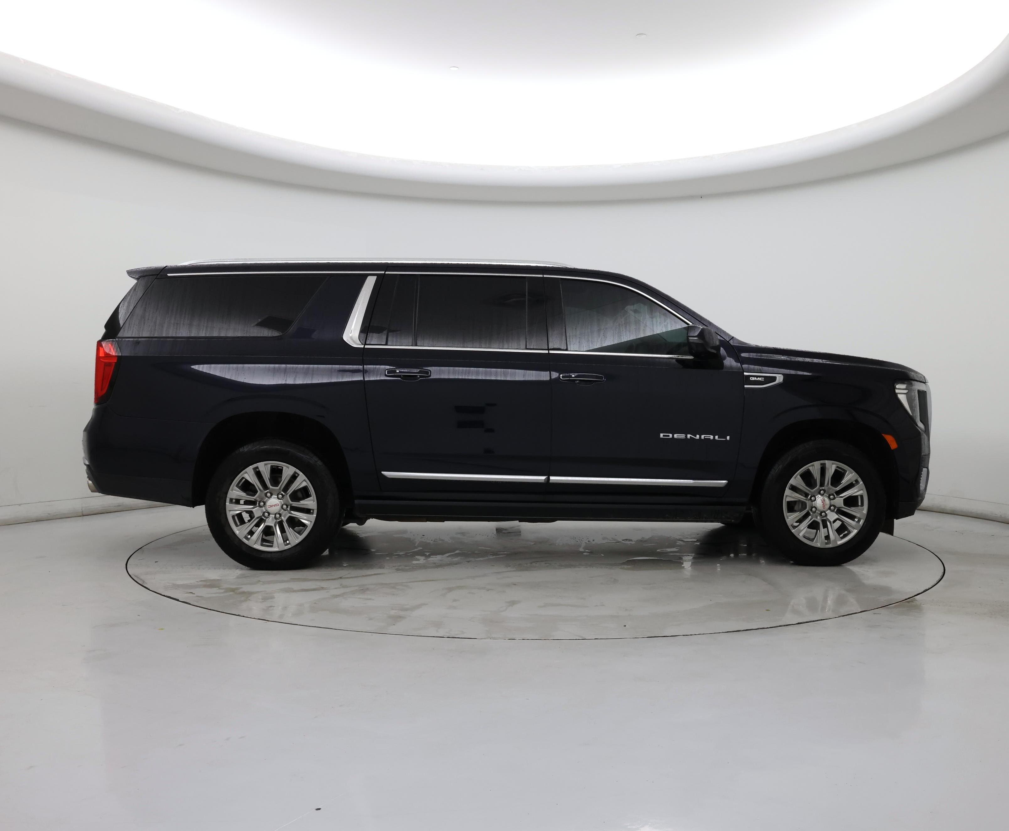 Thumbnail: 2023 GMC Yukon XL - 7