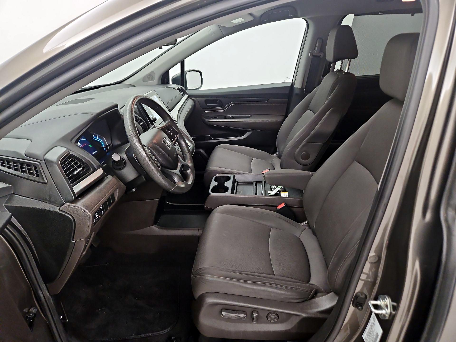 Thumbnail: 2021 Honda Odyssey - 11