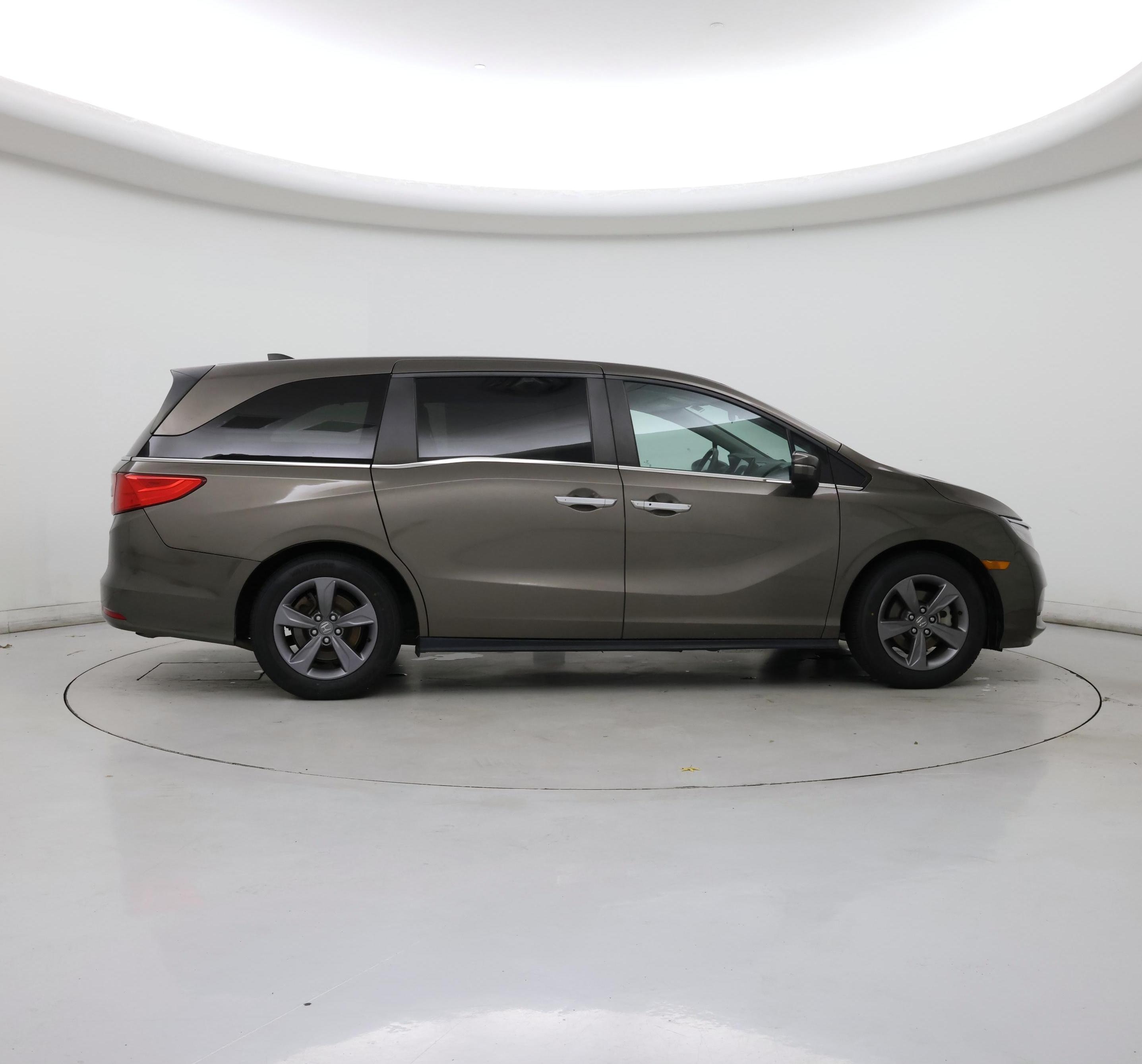 Thumbnail: 2021 Honda Odyssey - 7