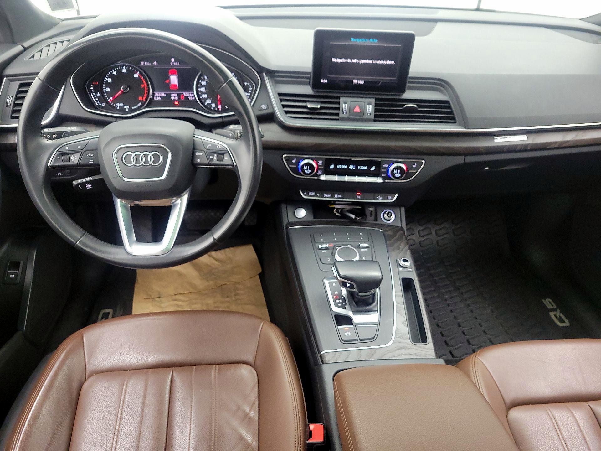 Thumbnail: 2020 Audi Q5 - 9