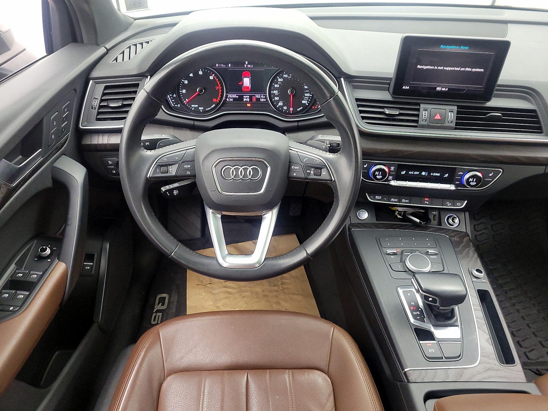 Thumbnail: 2020 Audi Q5 - 10