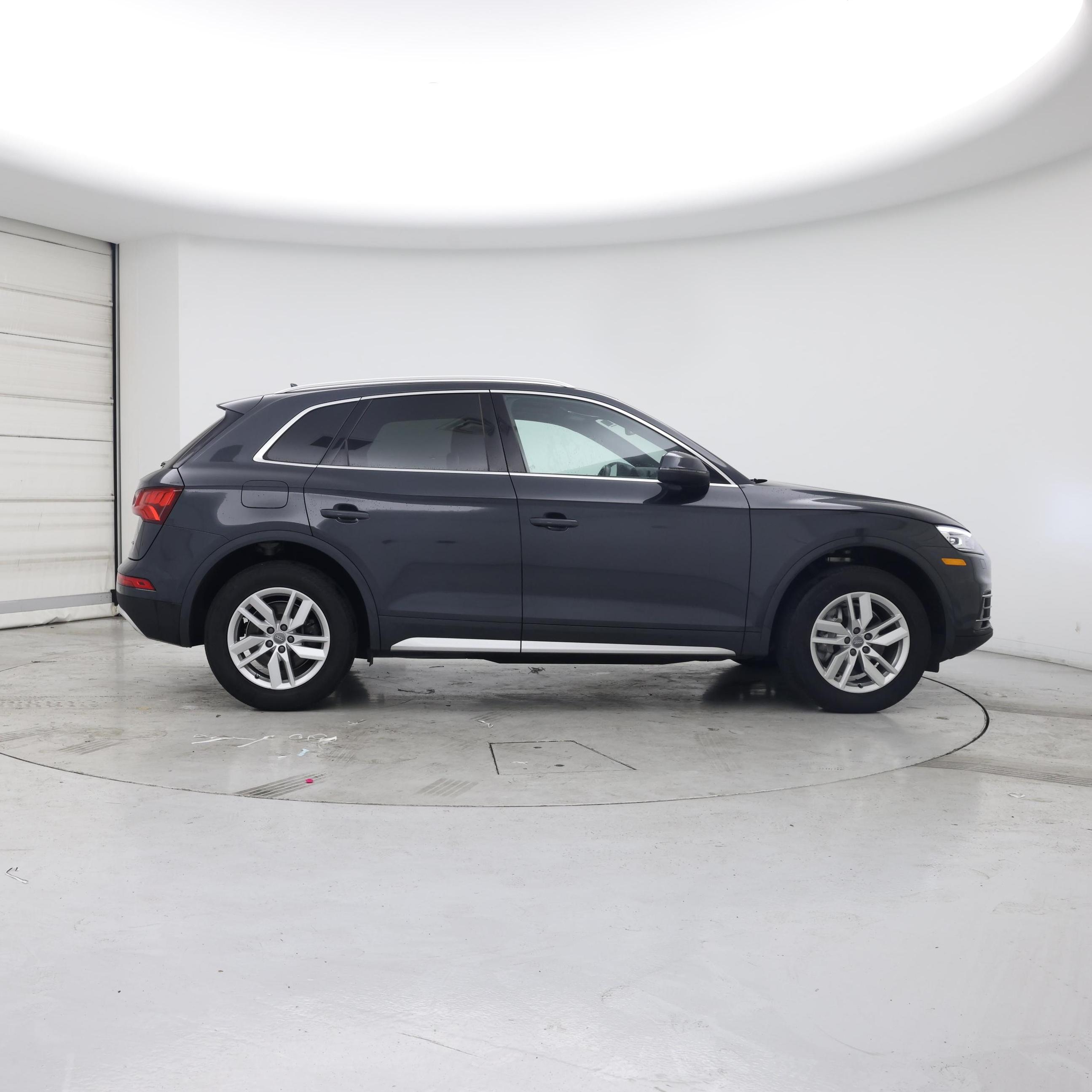 Thumbnail: 2020 Audi Q5 - 7