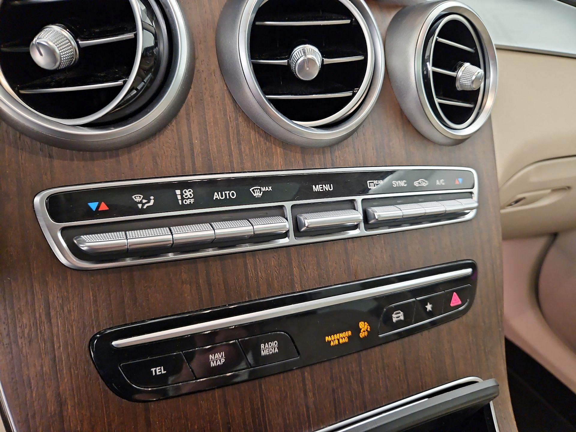 Thumbnail: 2020 Mercedes-Benz GLC - 17