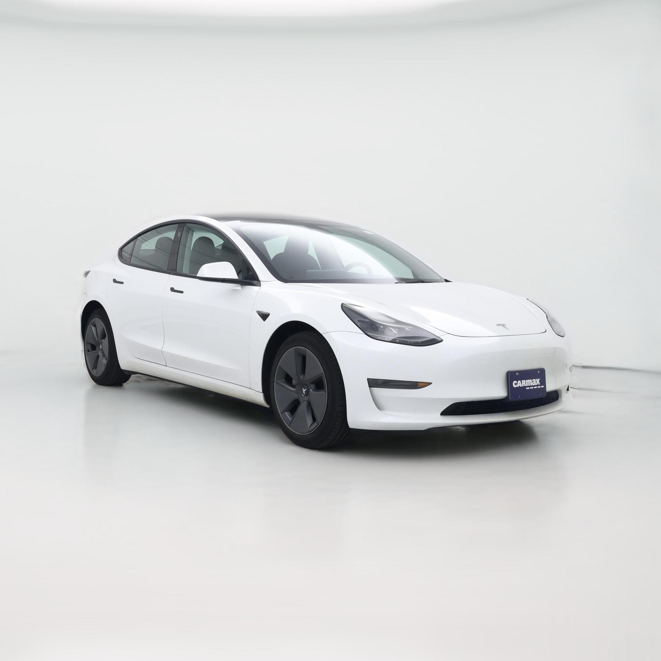 Thumbnail: 2023 Tesla Model 3 - 1