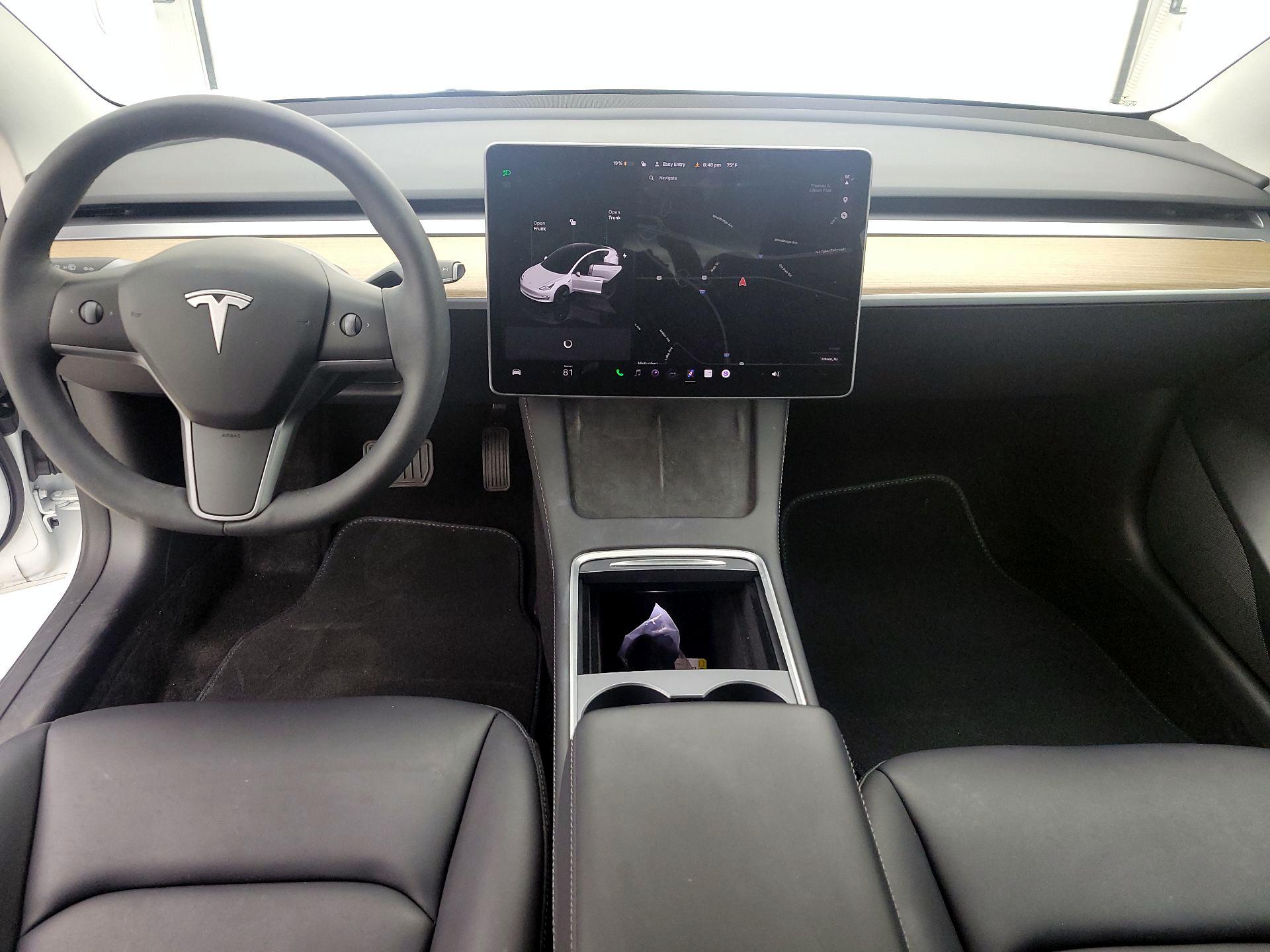 Thumbnail: 2023 Tesla Model 3 - 9