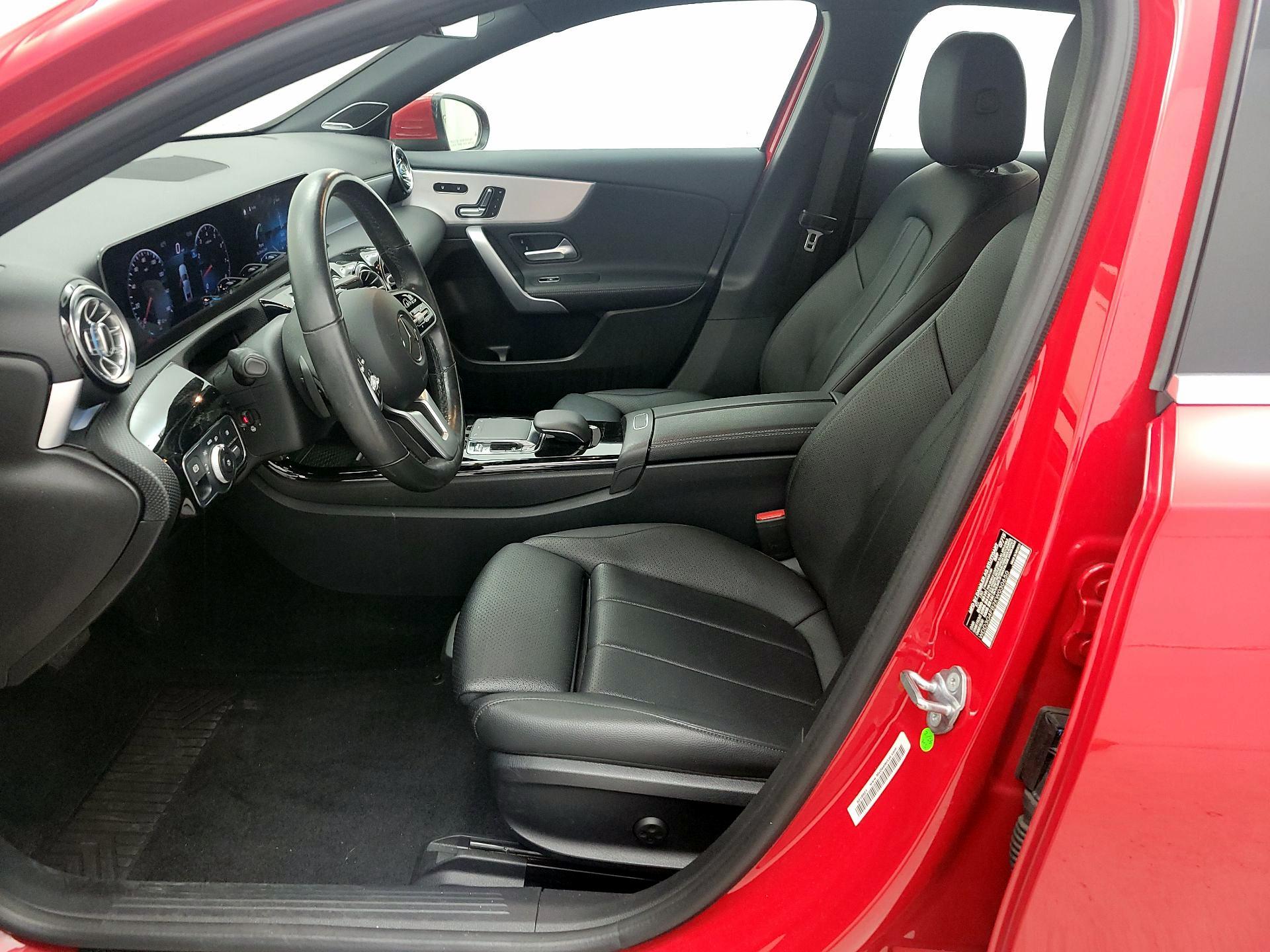Thumbnail: 2019 Mercedes-Benz A-Class - 11