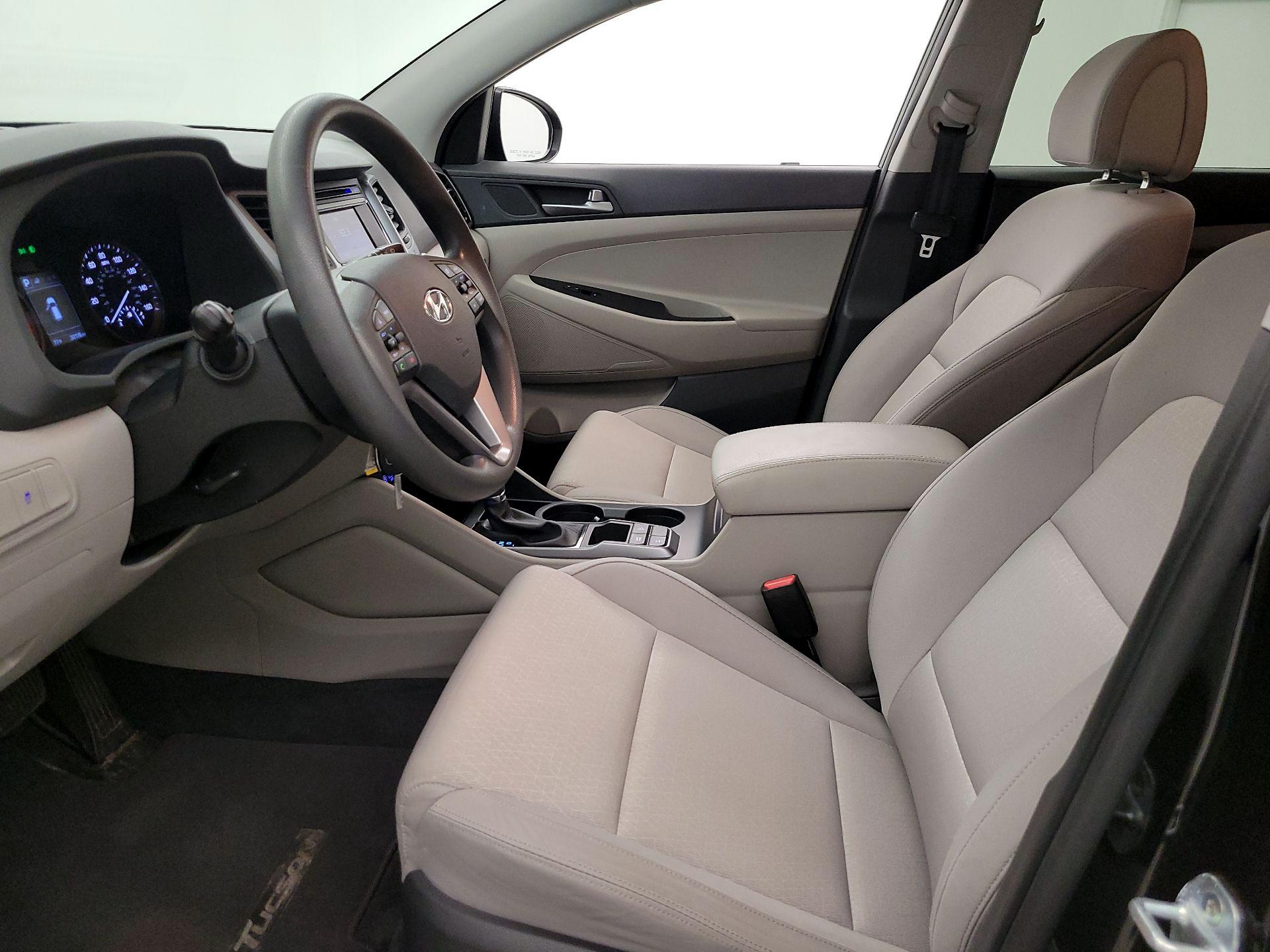 Thumbnail: 2017 Hyundai Tucson - 11
