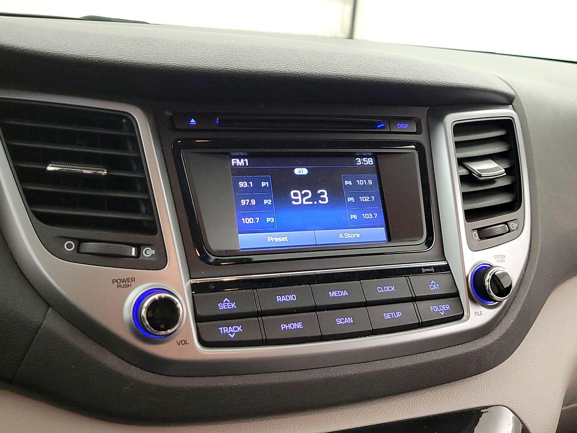 Thumbnail: 2017 Hyundai Tucson - 15