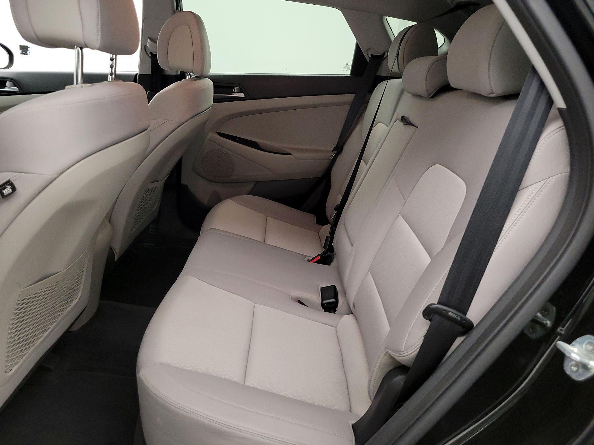 Thumbnail: 2017 Hyundai Tucson - 19