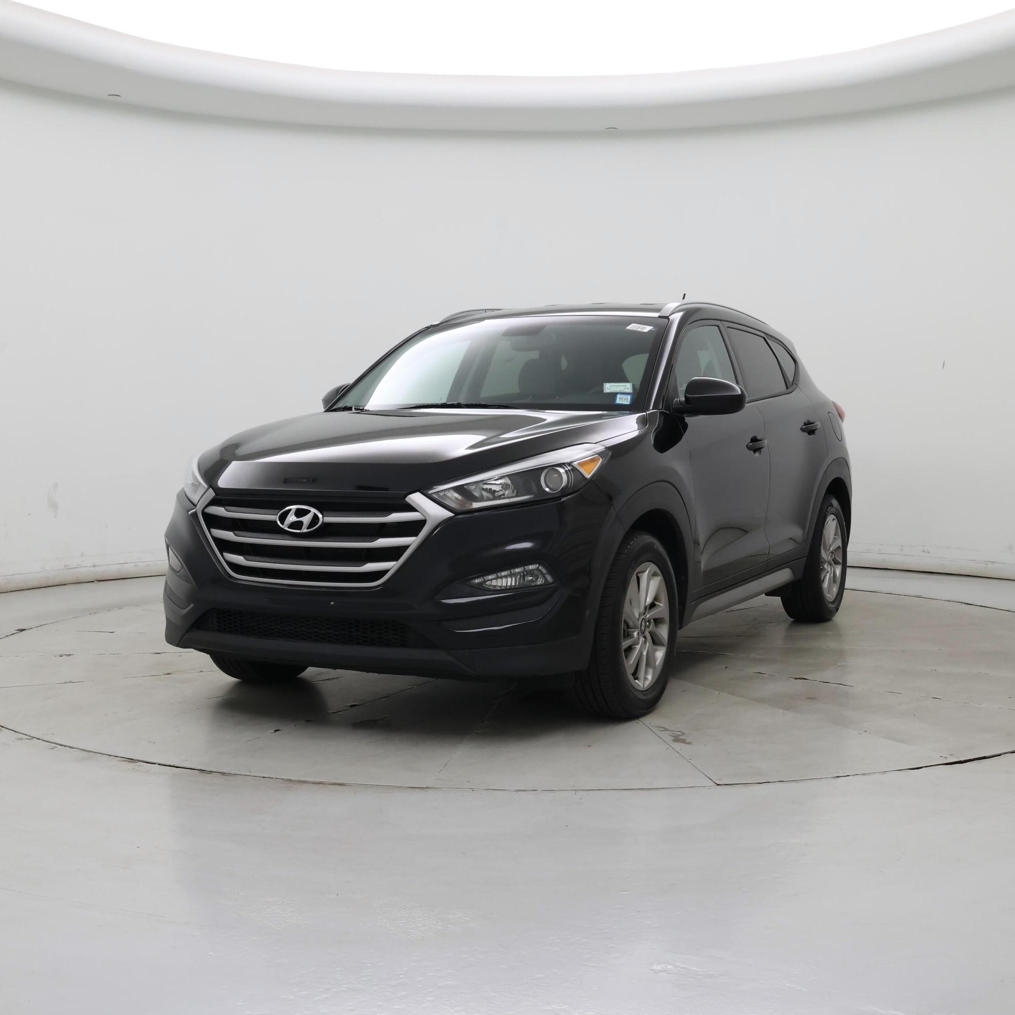 Thumbnail: 2017 Hyundai Tucson - 4