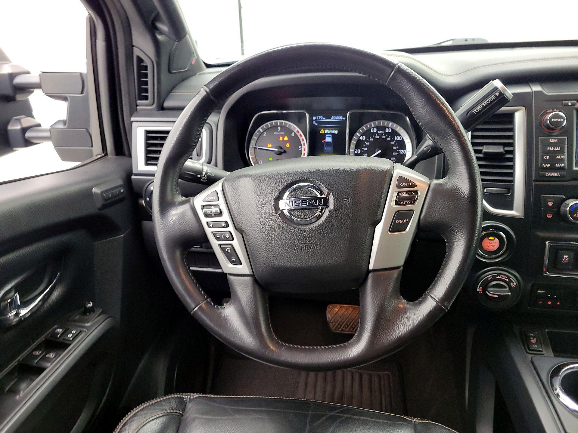 Thumbnail: 2018 Nissan Titan - 10