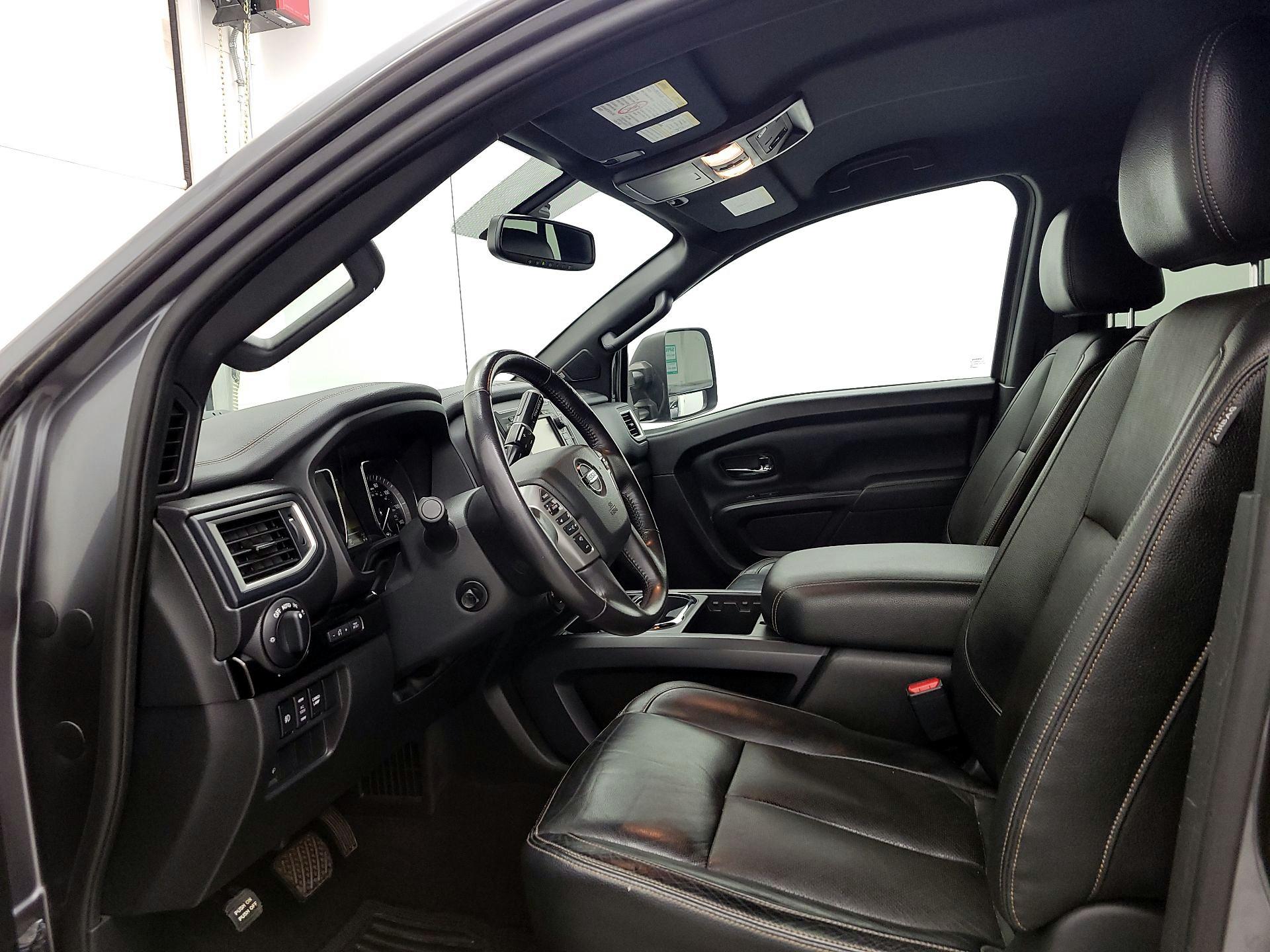 Thumbnail: 2018 Nissan Titan - 11