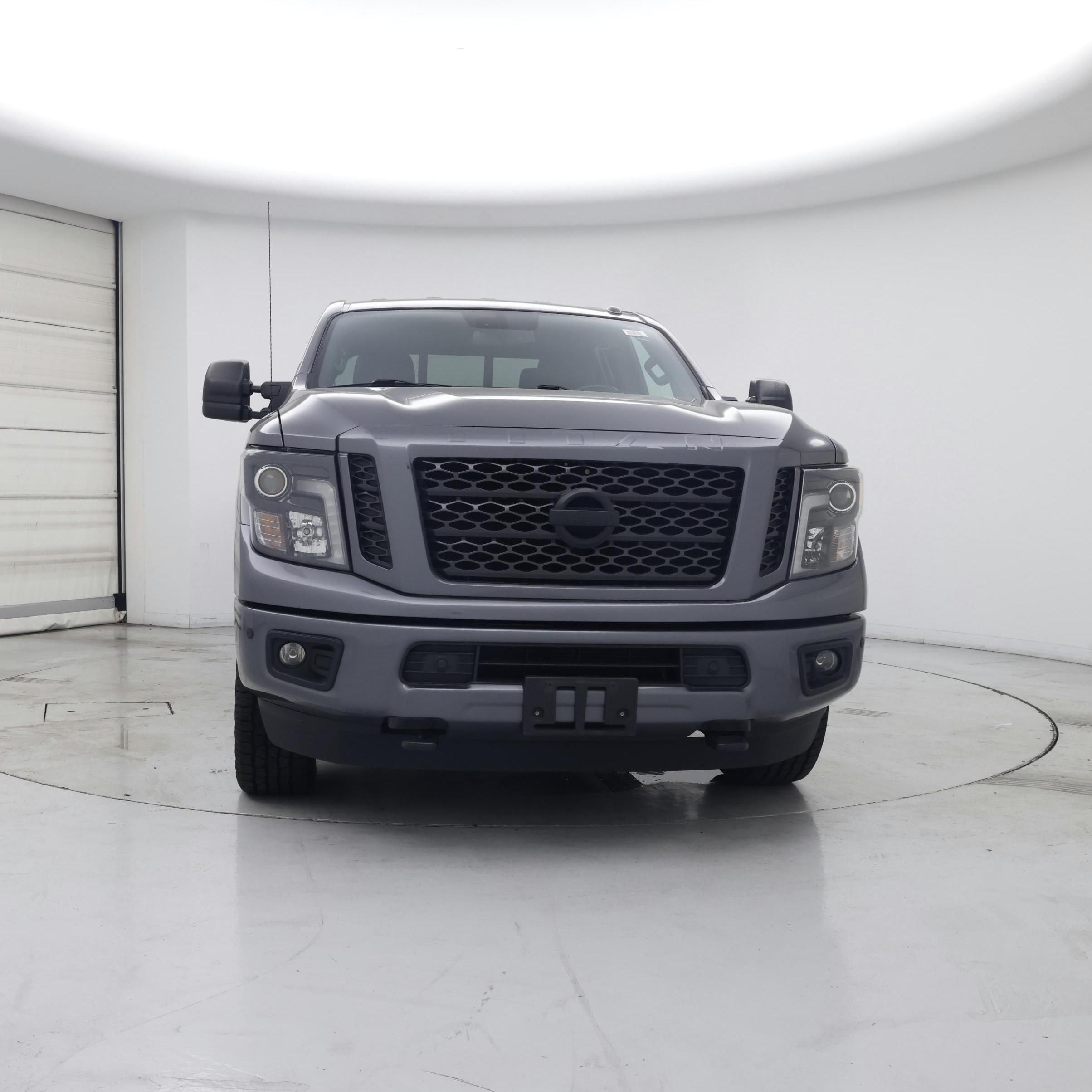 Thumbnail: 2018 Nissan Titan - 5