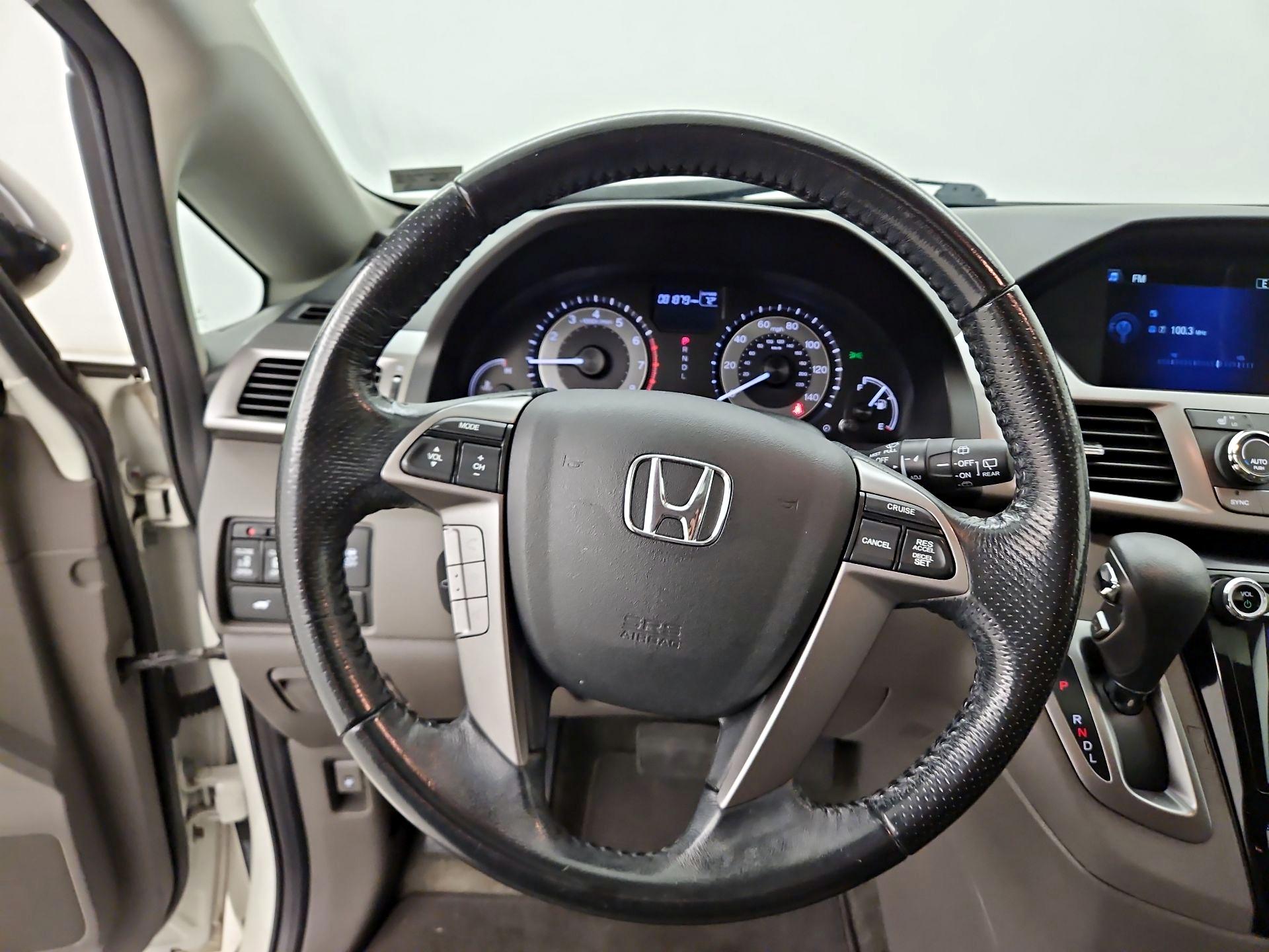 Thumbnail: 2016 Honda Odyssey - 10