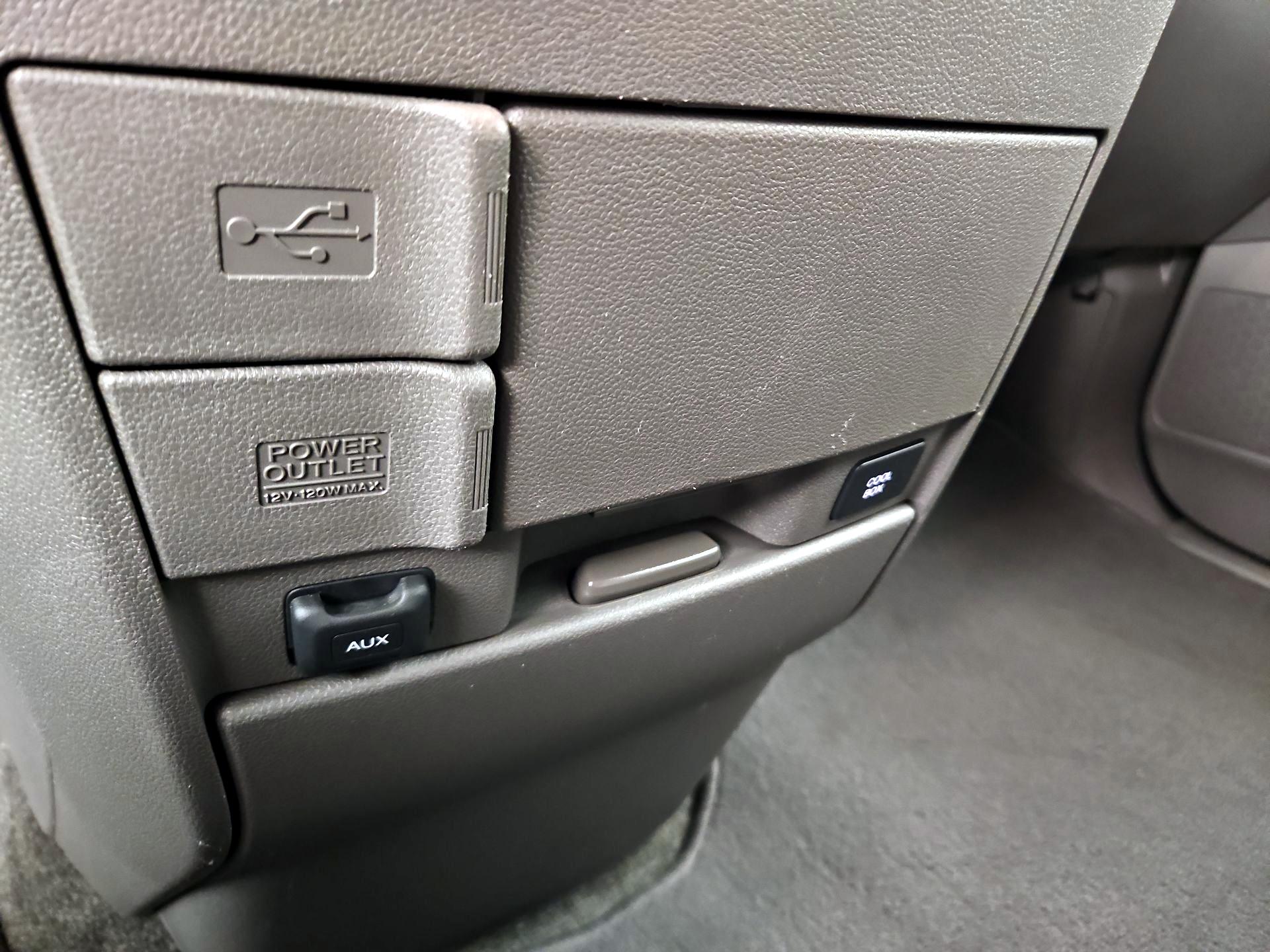 Thumbnail: 2016 Honda Odyssey - 18