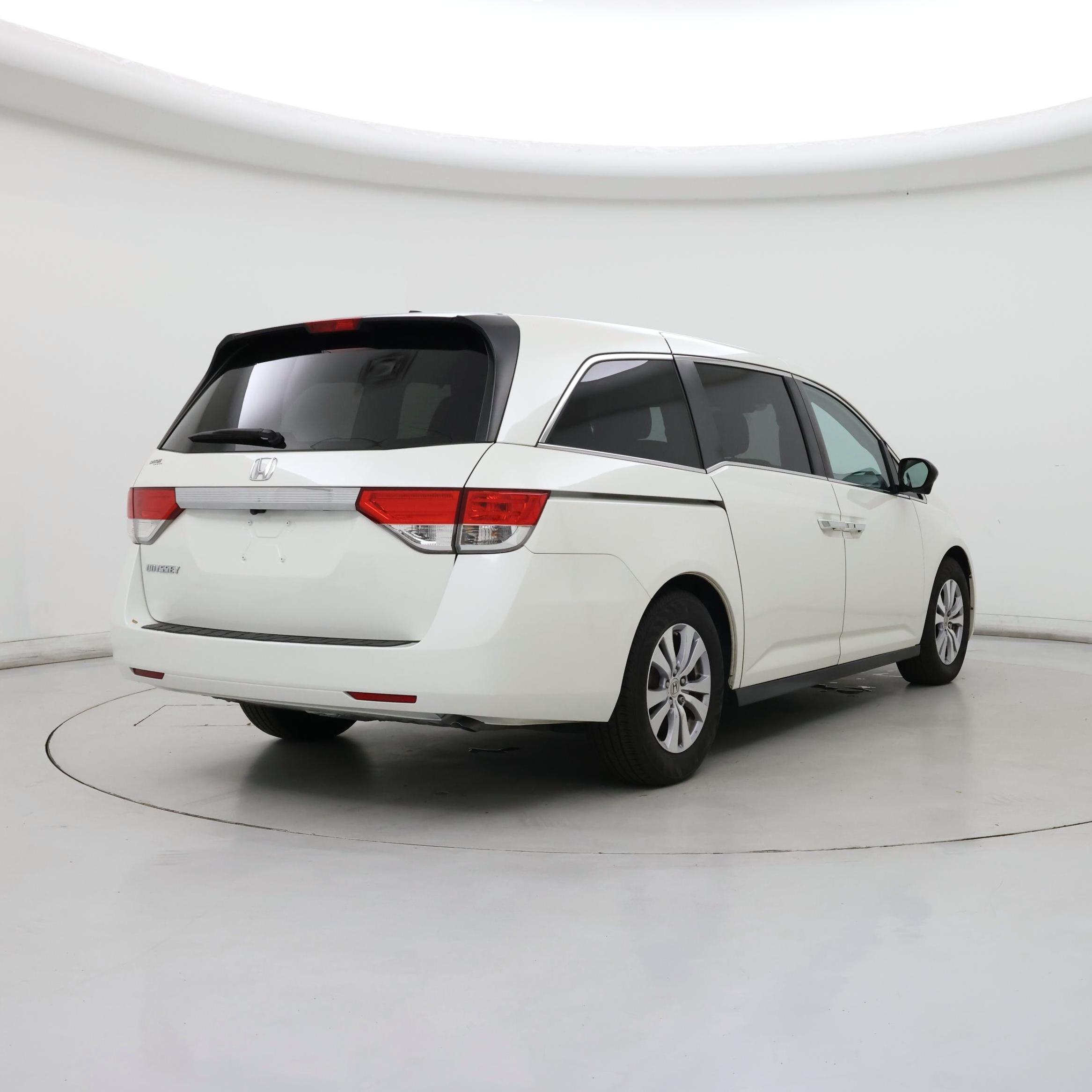 Thumbnail: 2016 Honda Odyssey - 8