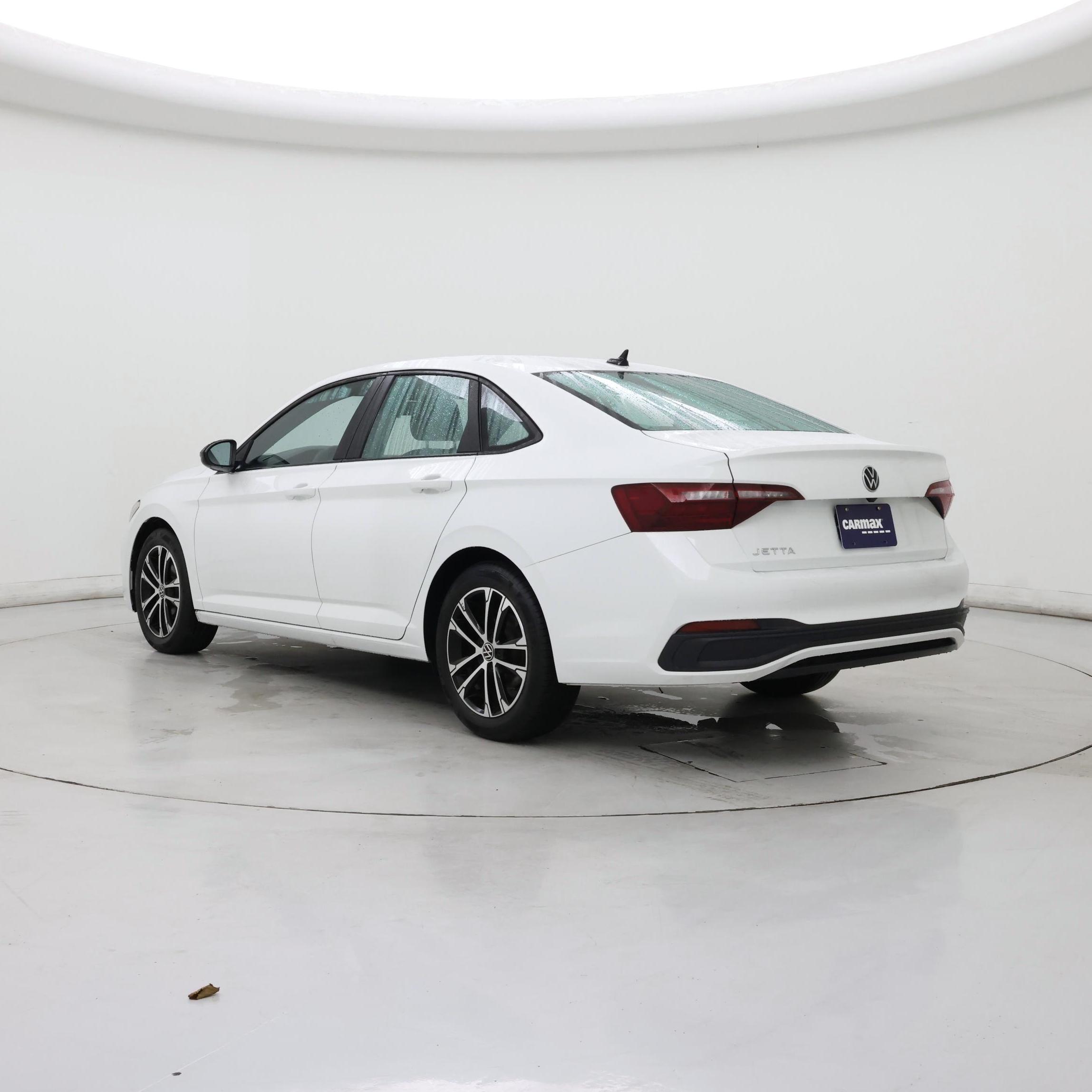 Thumbnail: 2022 Volkswagen Jetta - 2