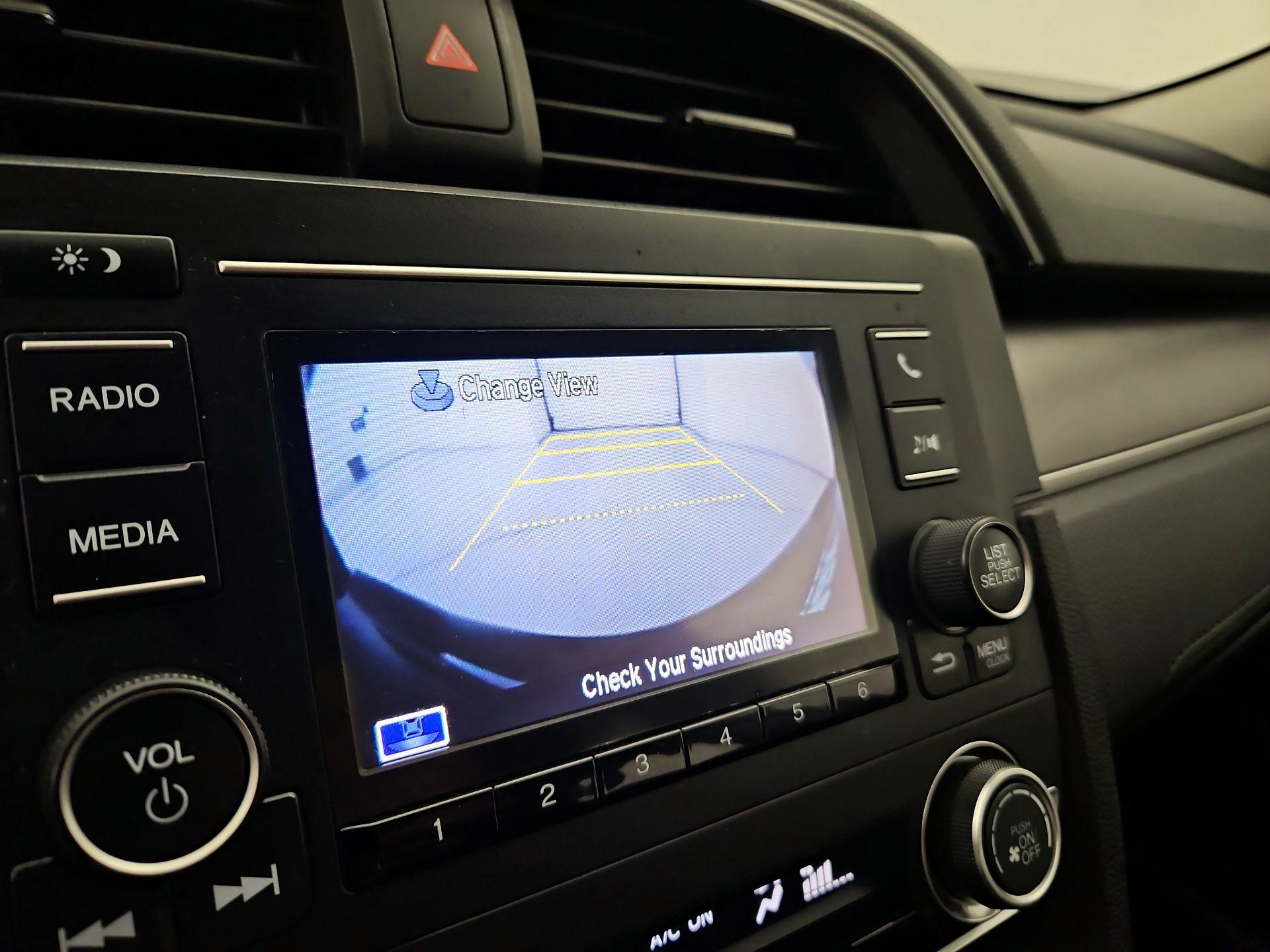 Thumbnail: 2016 Honda Civic - 14