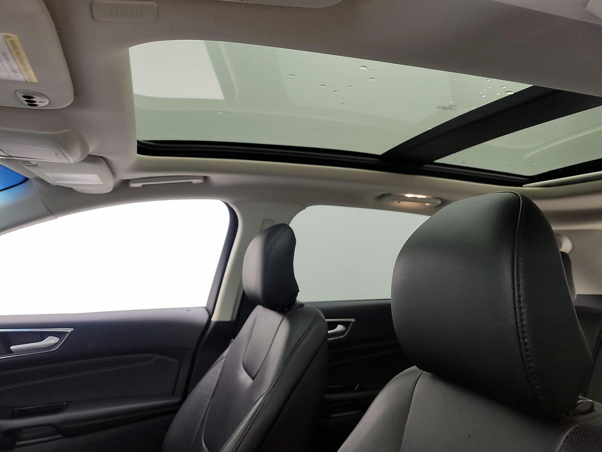 Thumbnail: 2019 Ford Edge - 20