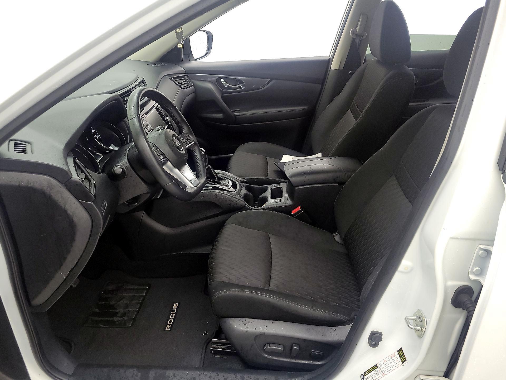 Thumbnail: 2019 Nissan Rogue - 11