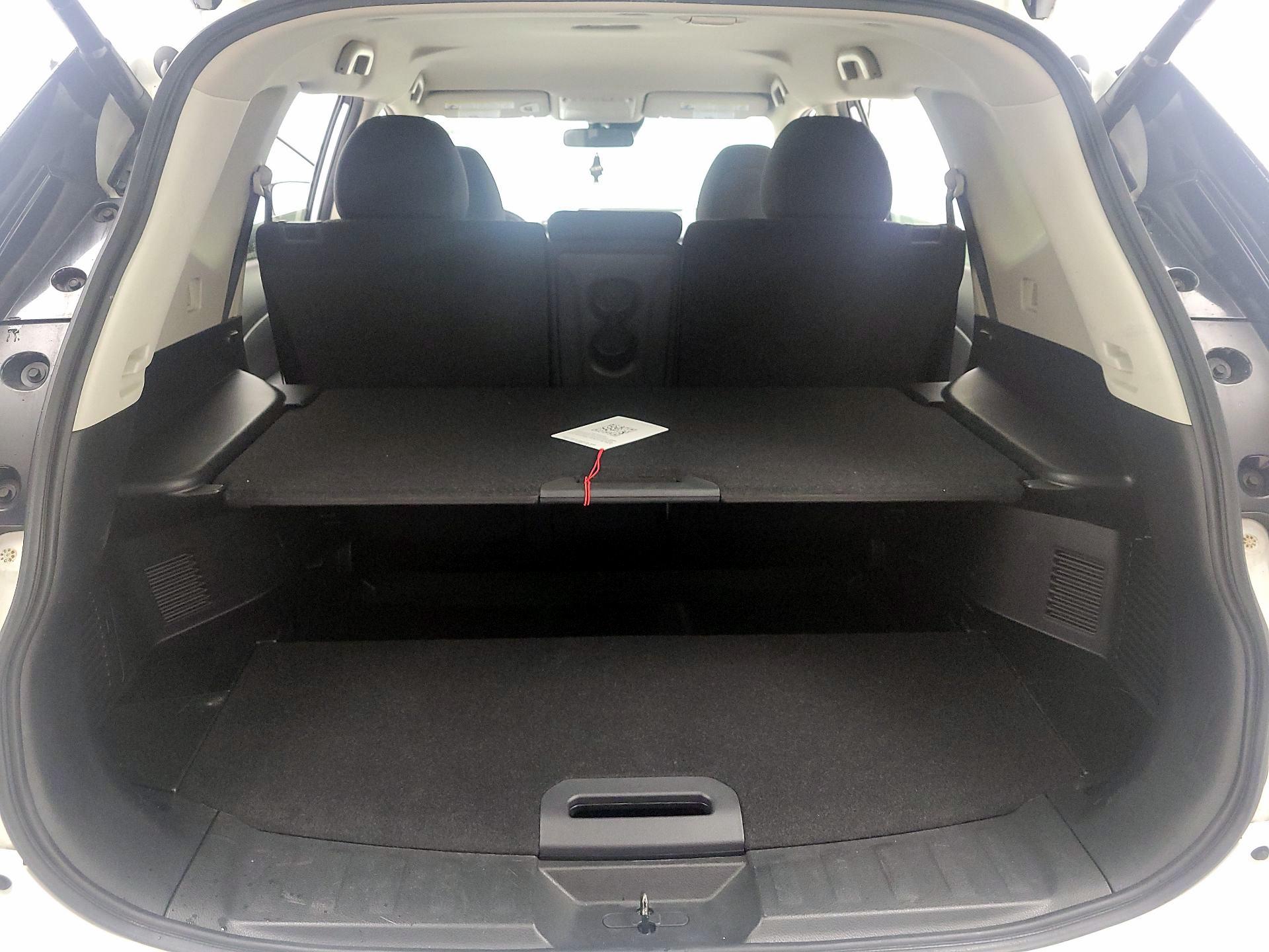 Thumbnail: 2019 Nissan Rogue - 20