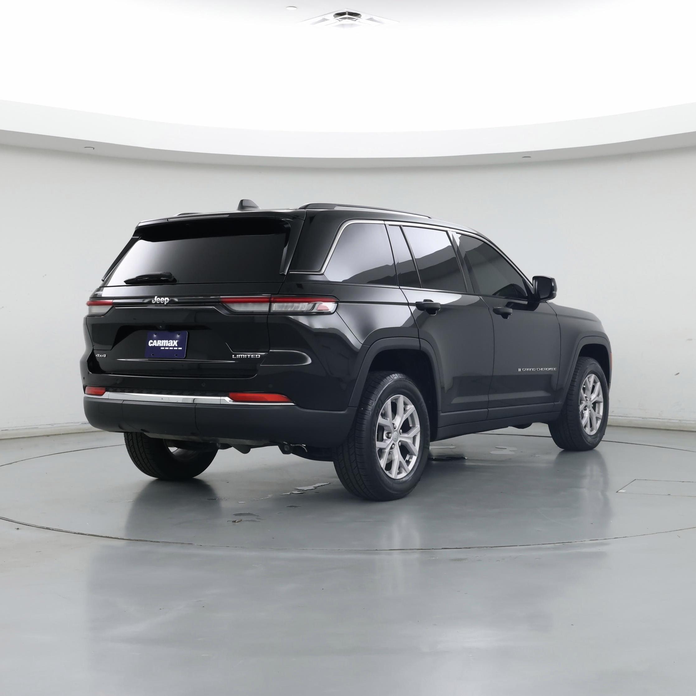 Thumbnail: 2022 Jeep Grand Cherokee - 8