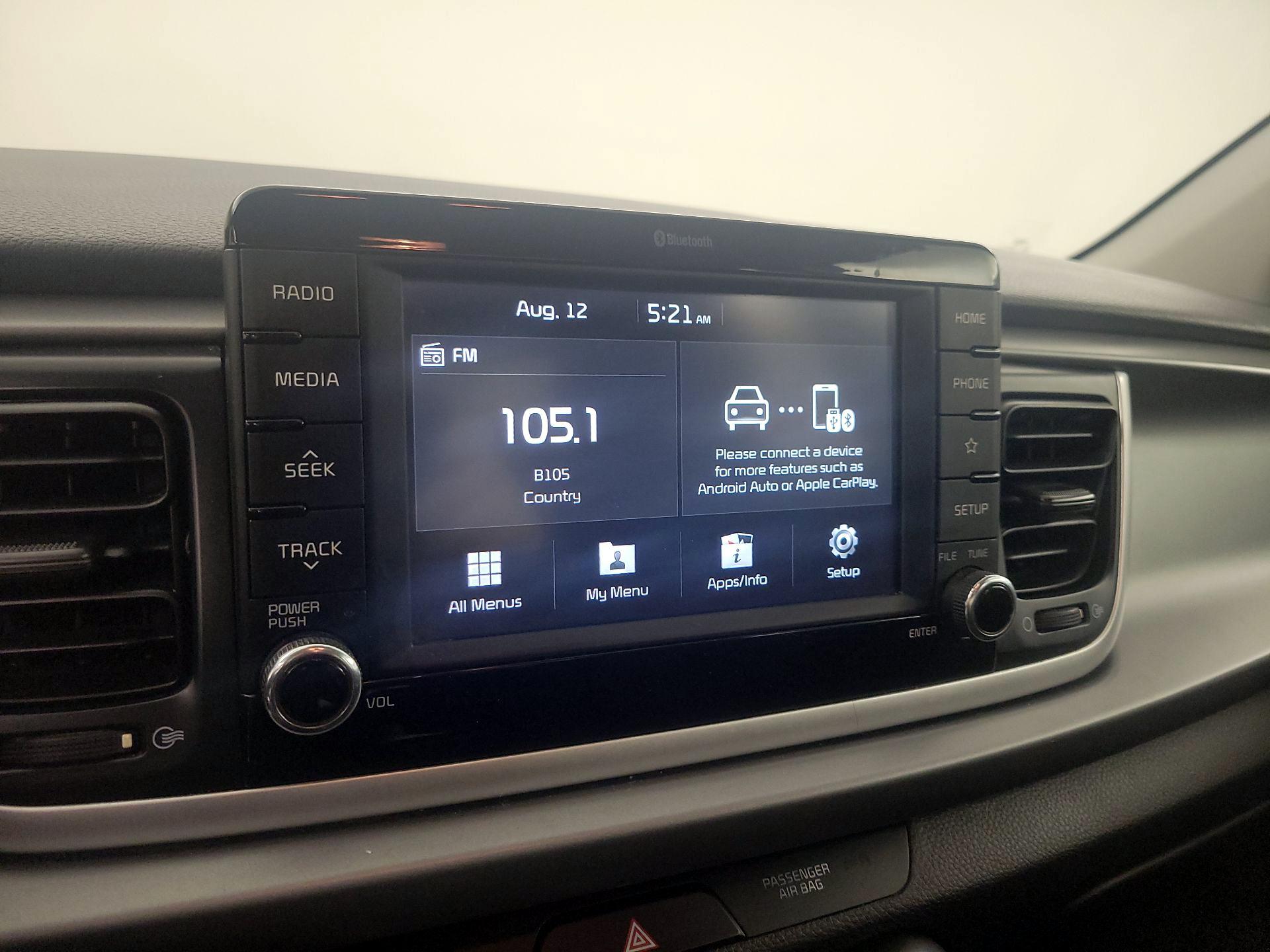 Thumbnail: 2020 Kia Rio - 15