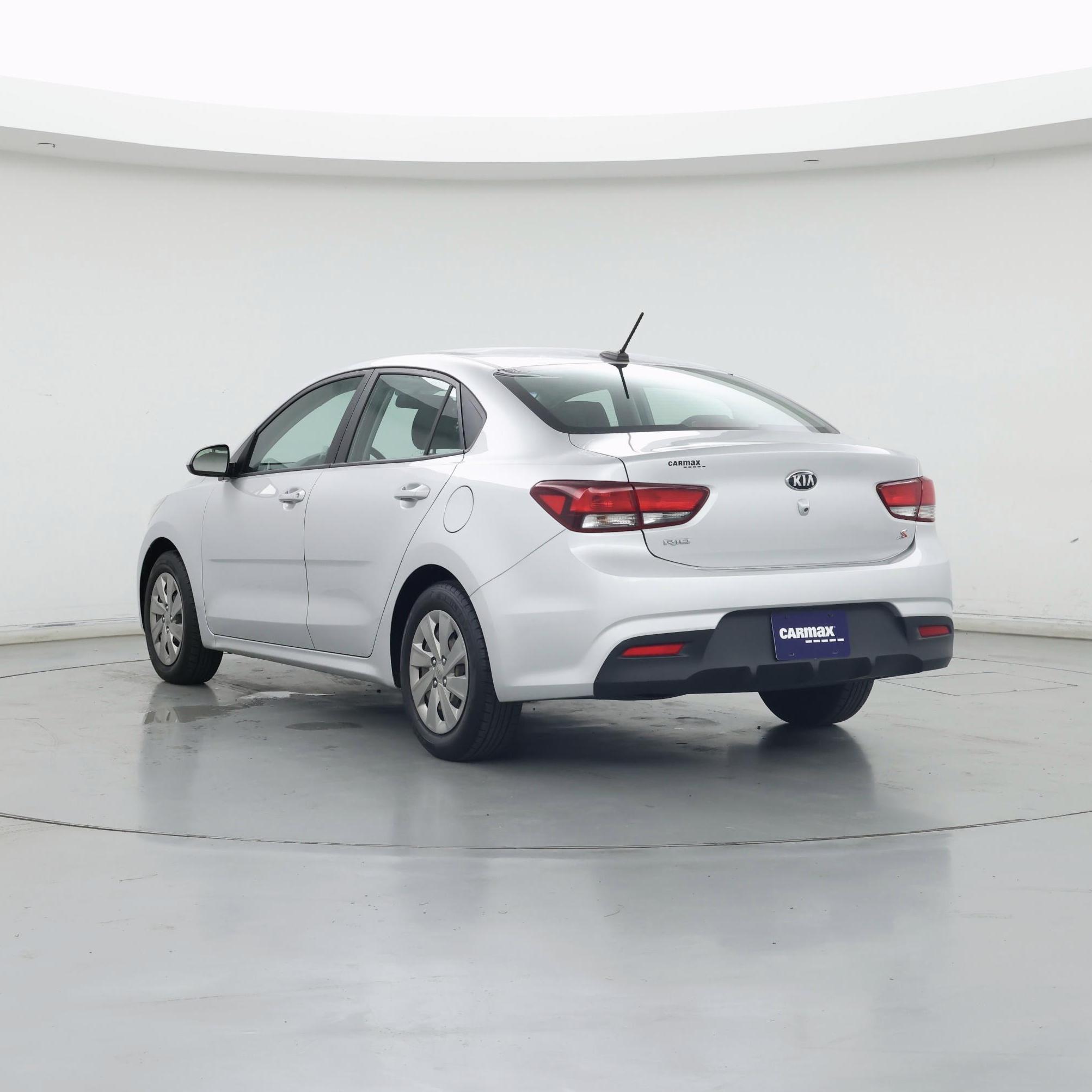 Thumbnail: 2020 Kia Rio - 2