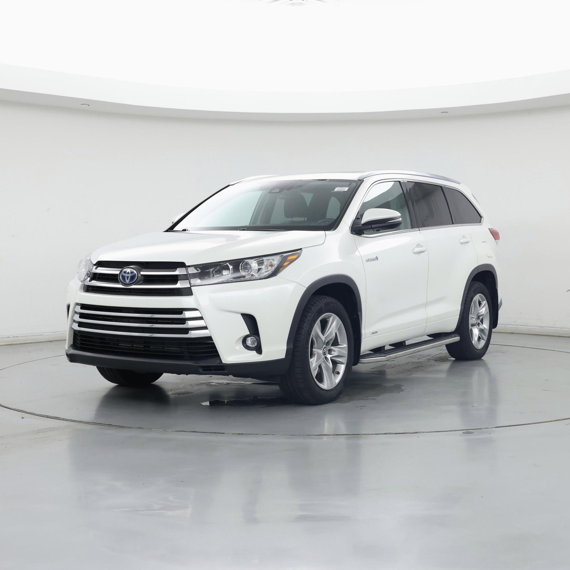 Thumbnail: 2019 Toyota Highlander - 4