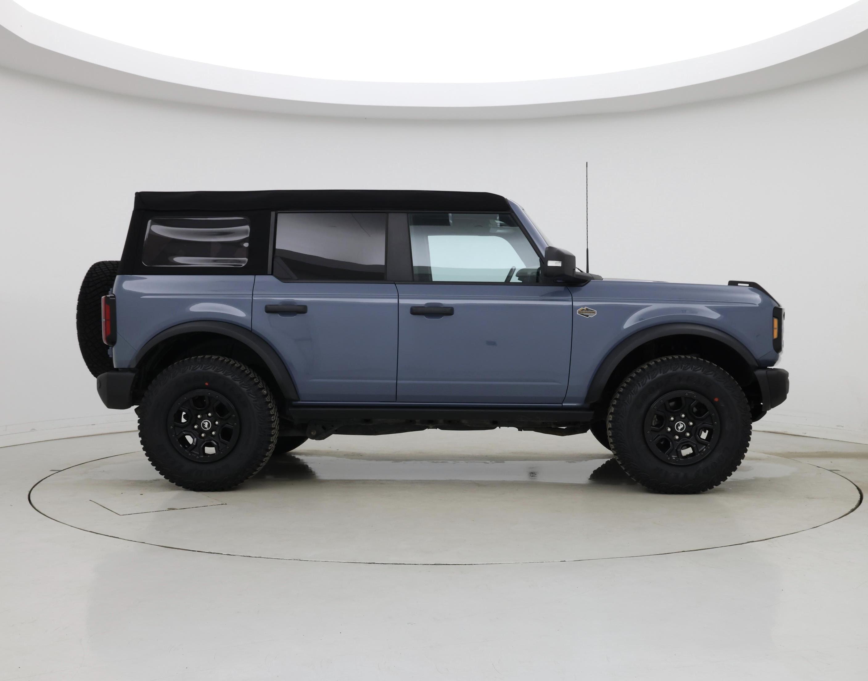 Thumbnail: 2023 Ford Bronco - 7