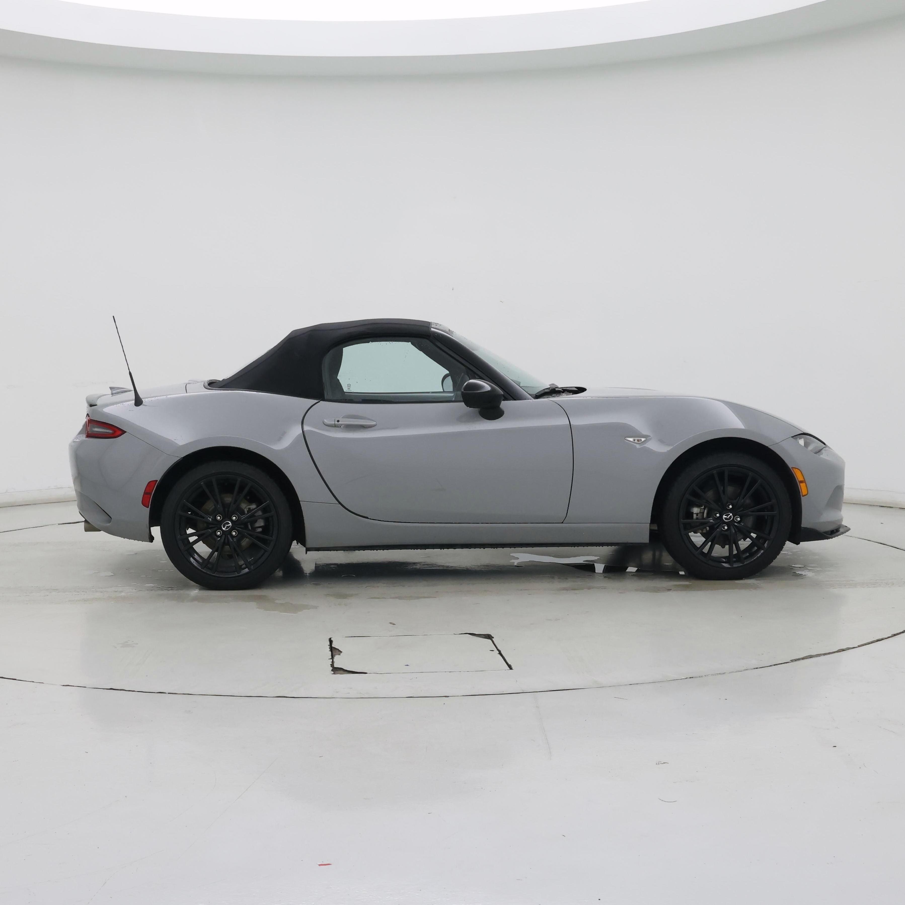 Thumbnail: 2024 Mazda MX-5 Miata - 7