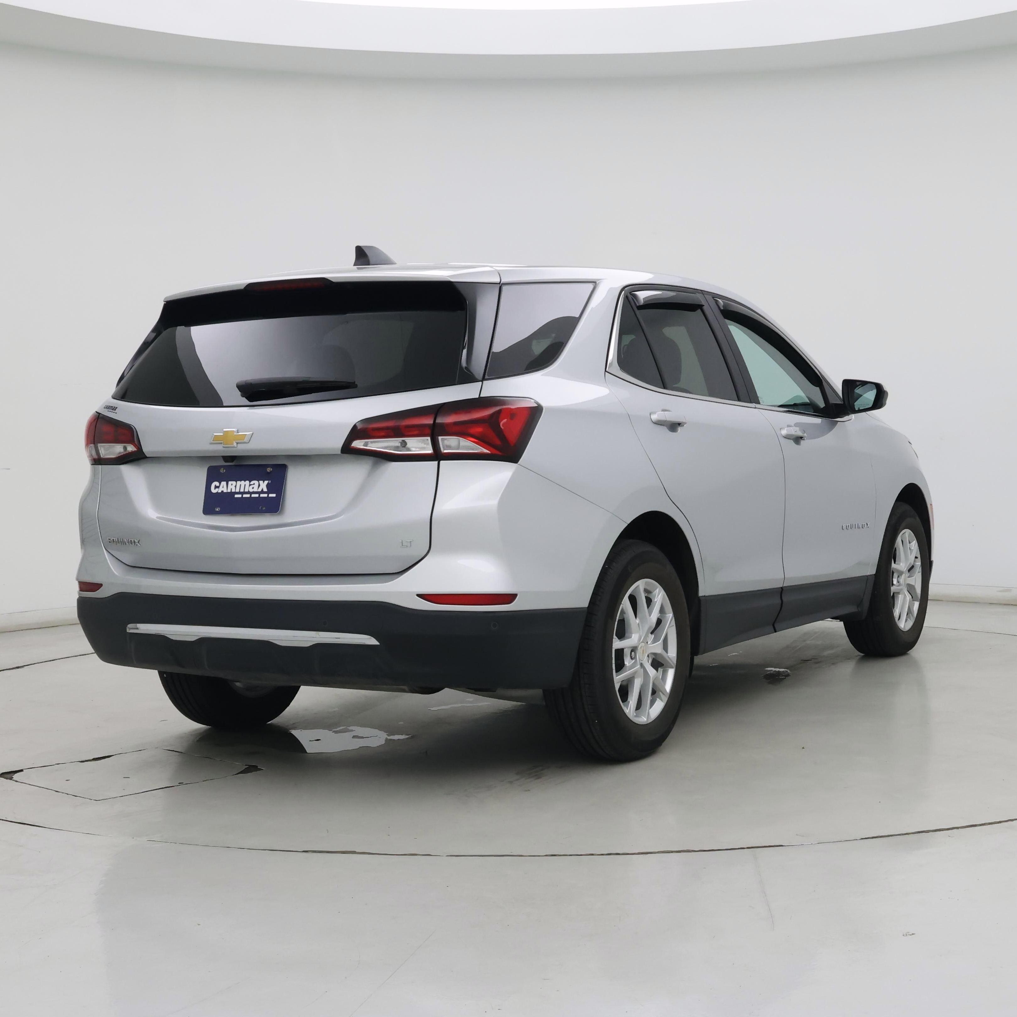 Thumbnail: 2022 Chevrolet Equinox - 8
