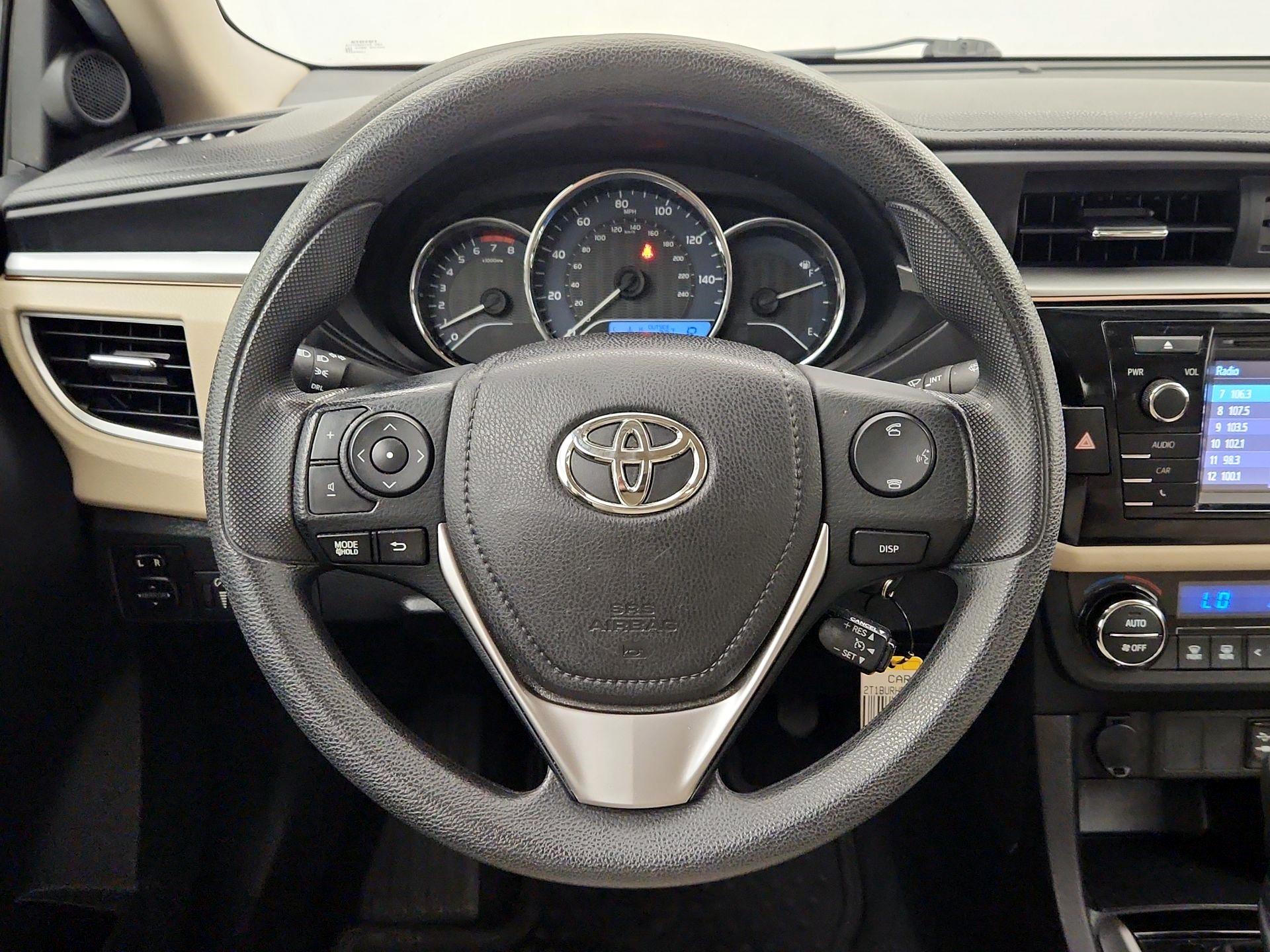 Thumbnail: 2015 Toyota Corolla - 10