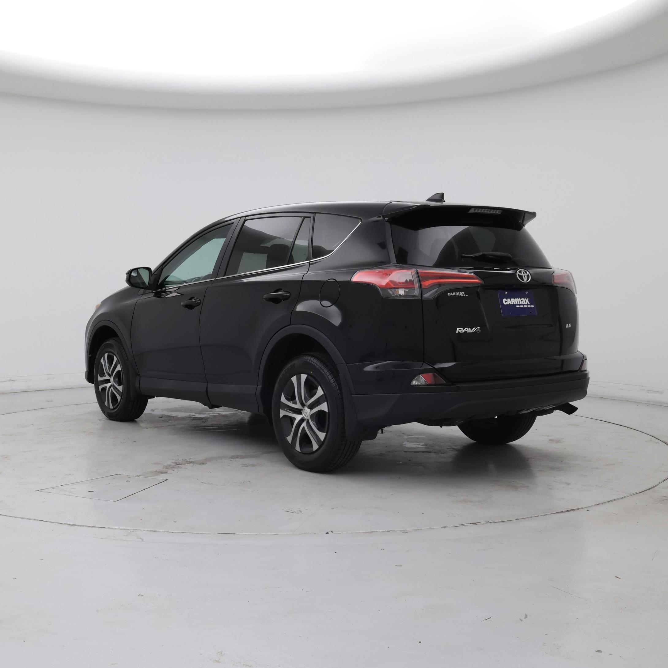 Thumbnail: 2018 Toyota RAV4 - 2