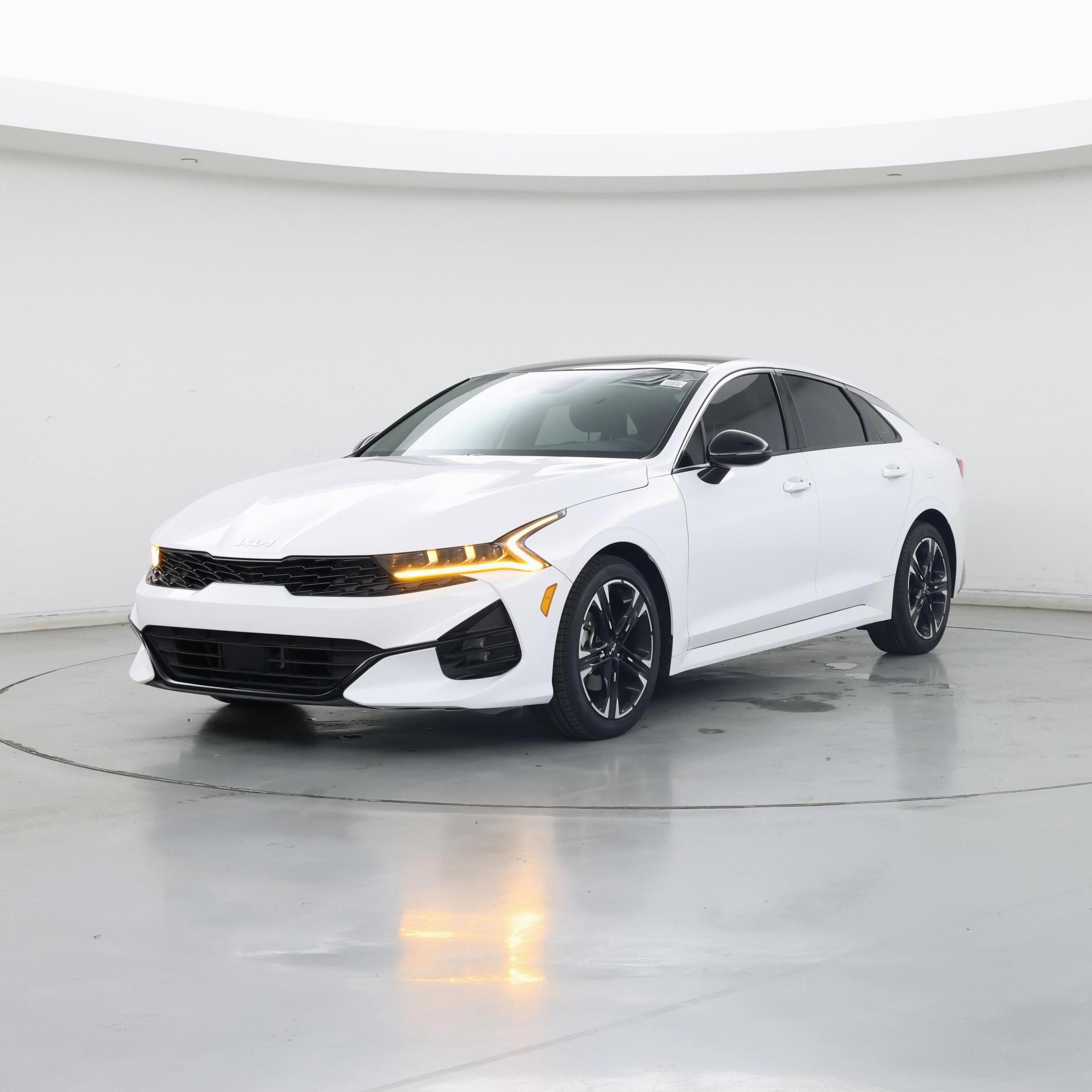 Thumbnail: 2022 Kia K5 - 4