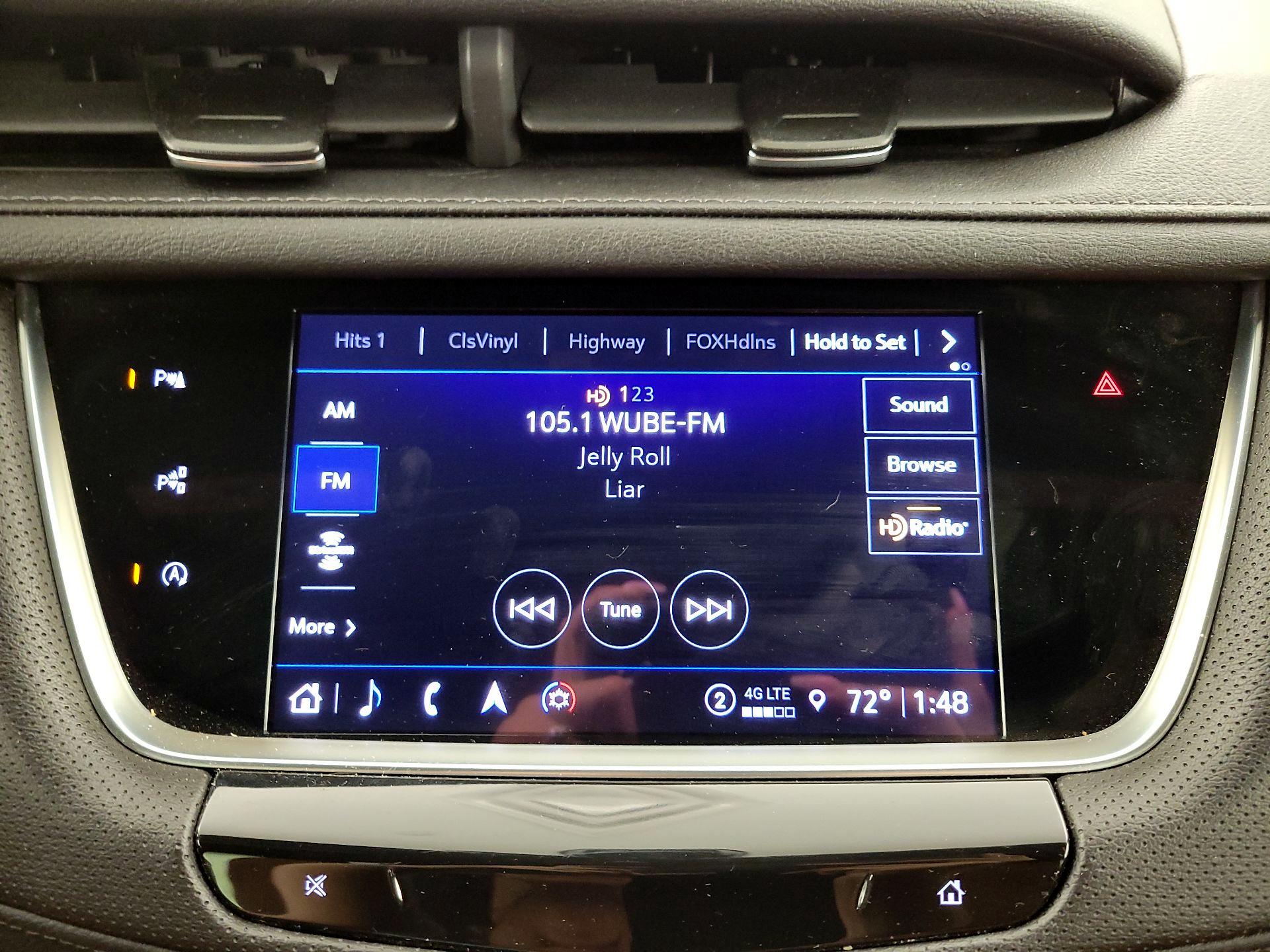 Thumbnail: 2023 Cadillac XT5 - 16