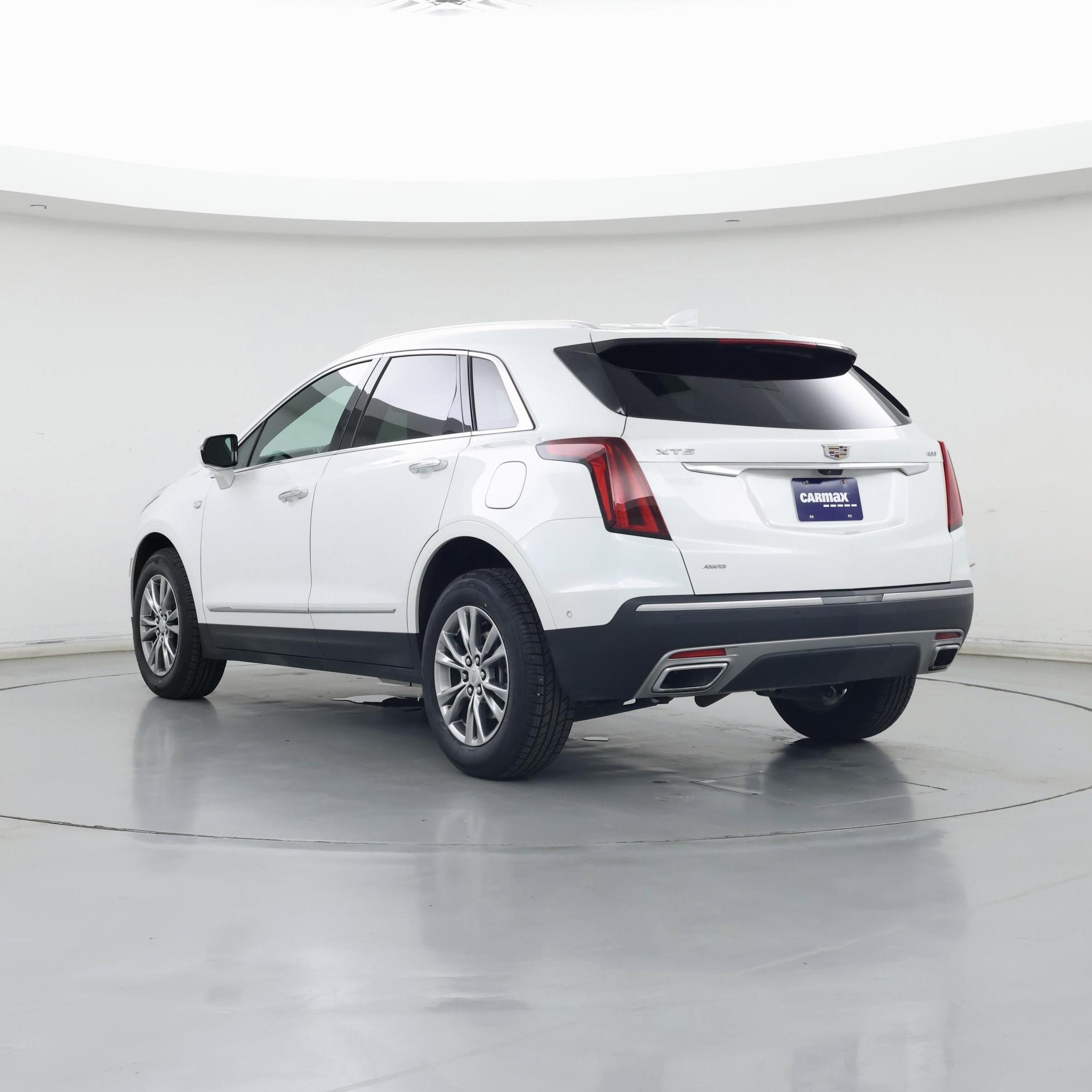 Thumbnail: 2023 Cadillac XT5 - 2