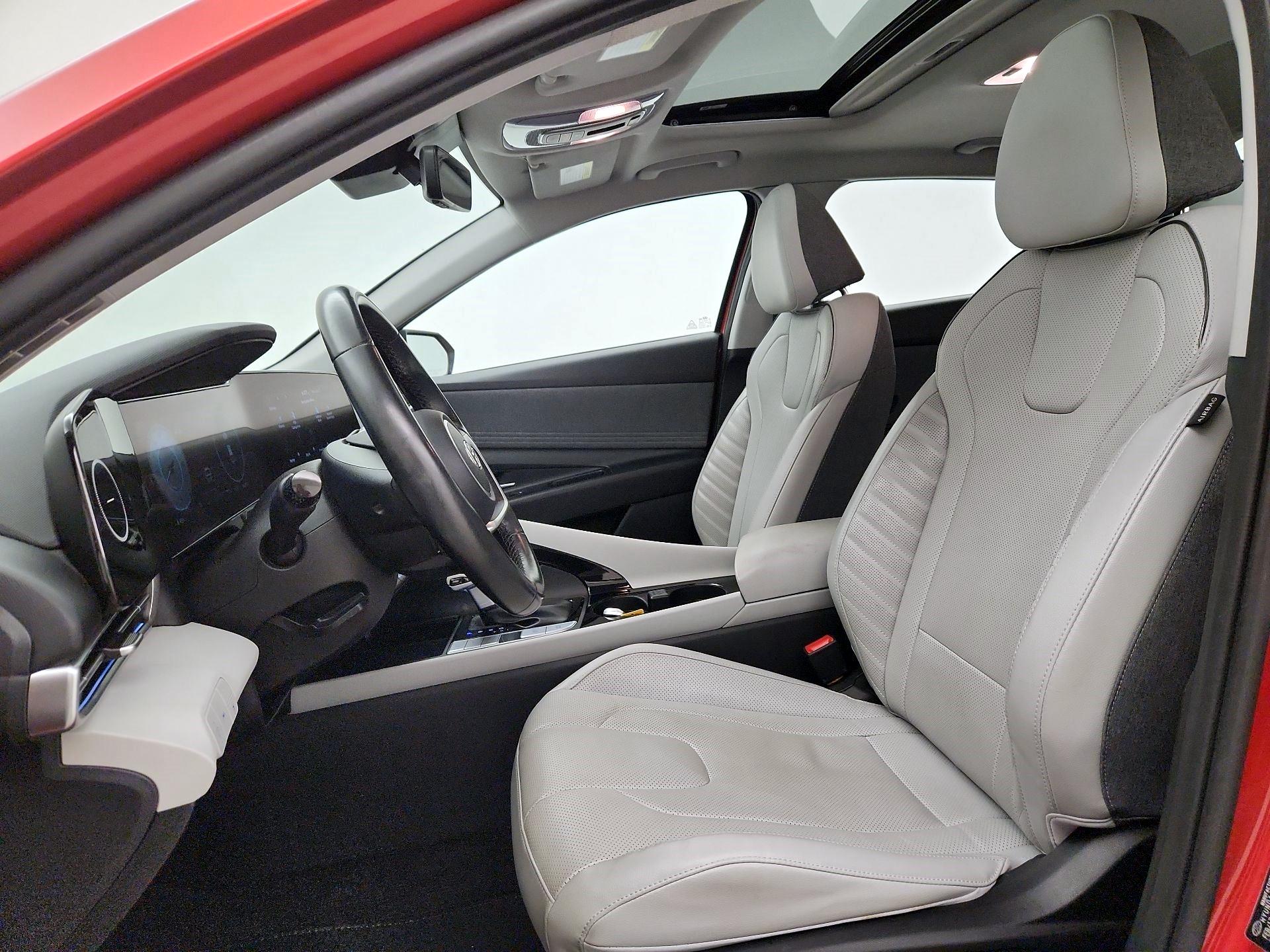 Thumbnail: 2021 Hyundai Elantra - 11
