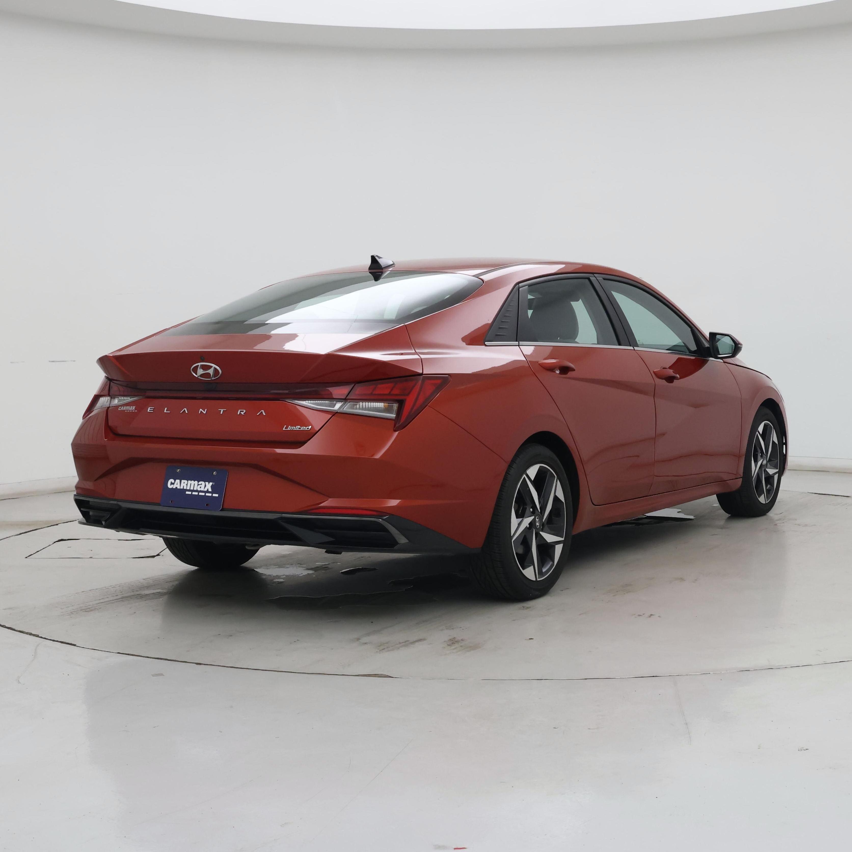 Thumbnail: 2021 Hyundai Elantra - 8