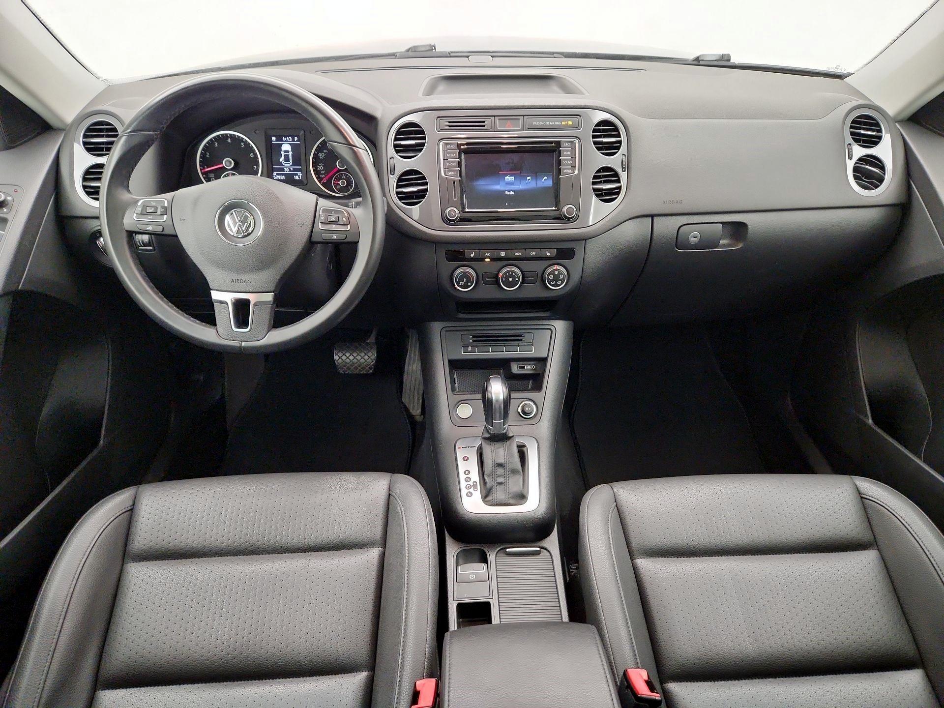 Thumbnail: 2017 Volkswagen Tiguan - 9