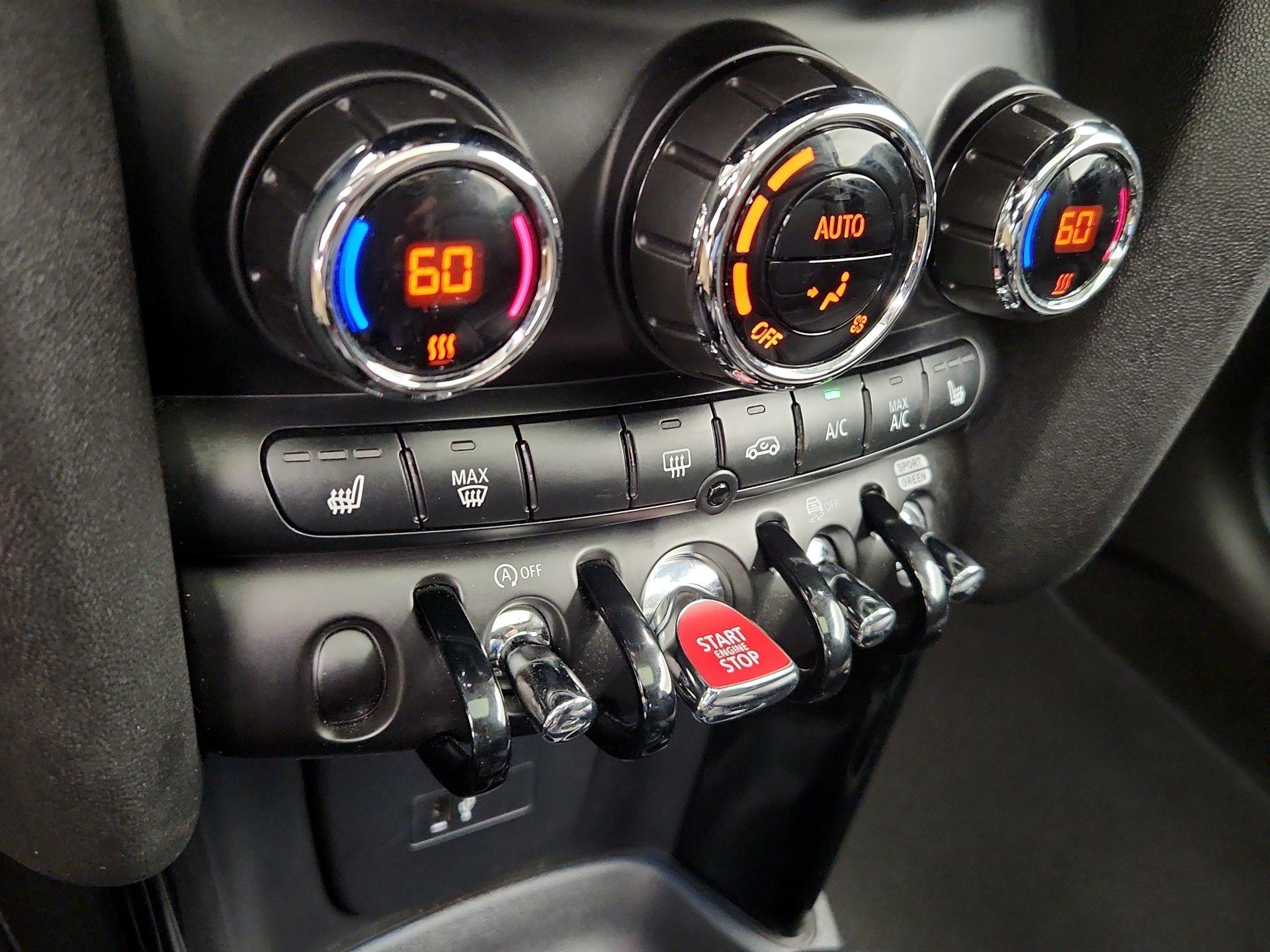 Thumbnail: 2022 MINI Cooper Hardtop - 16