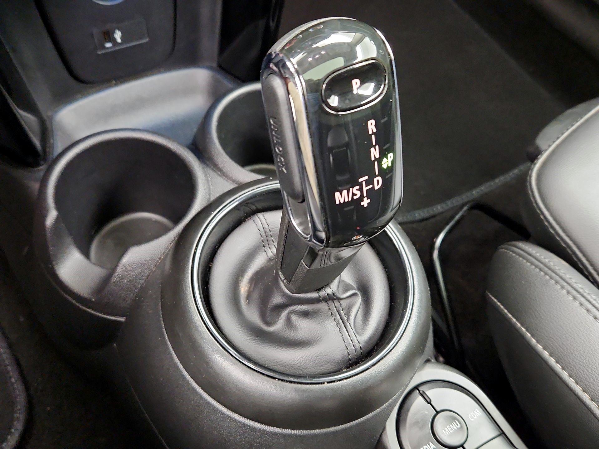 Thumbnail: 2022 MINI Cooper Hardtop - 17