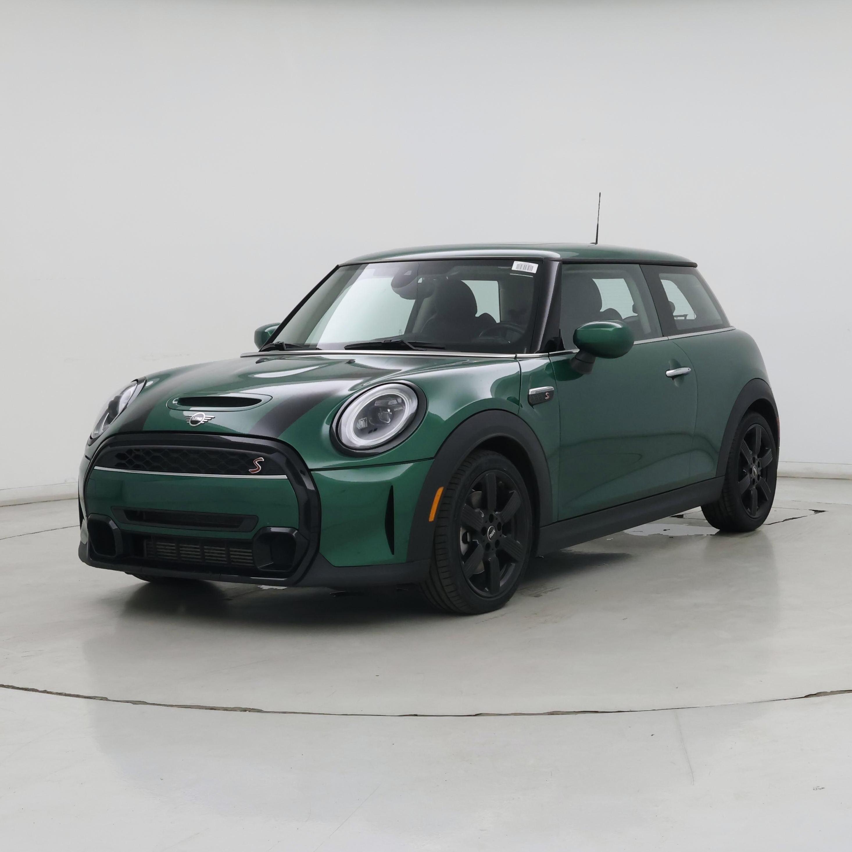 Thumbnail: 2022 MINI Cooper Hardtop - 4