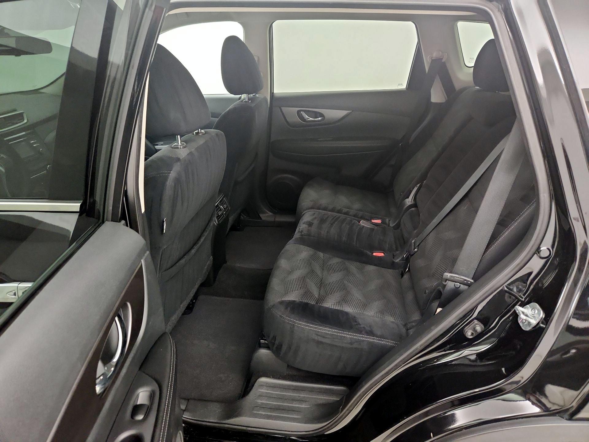 Thumbnail: 2014 Nissan Rogue - 19