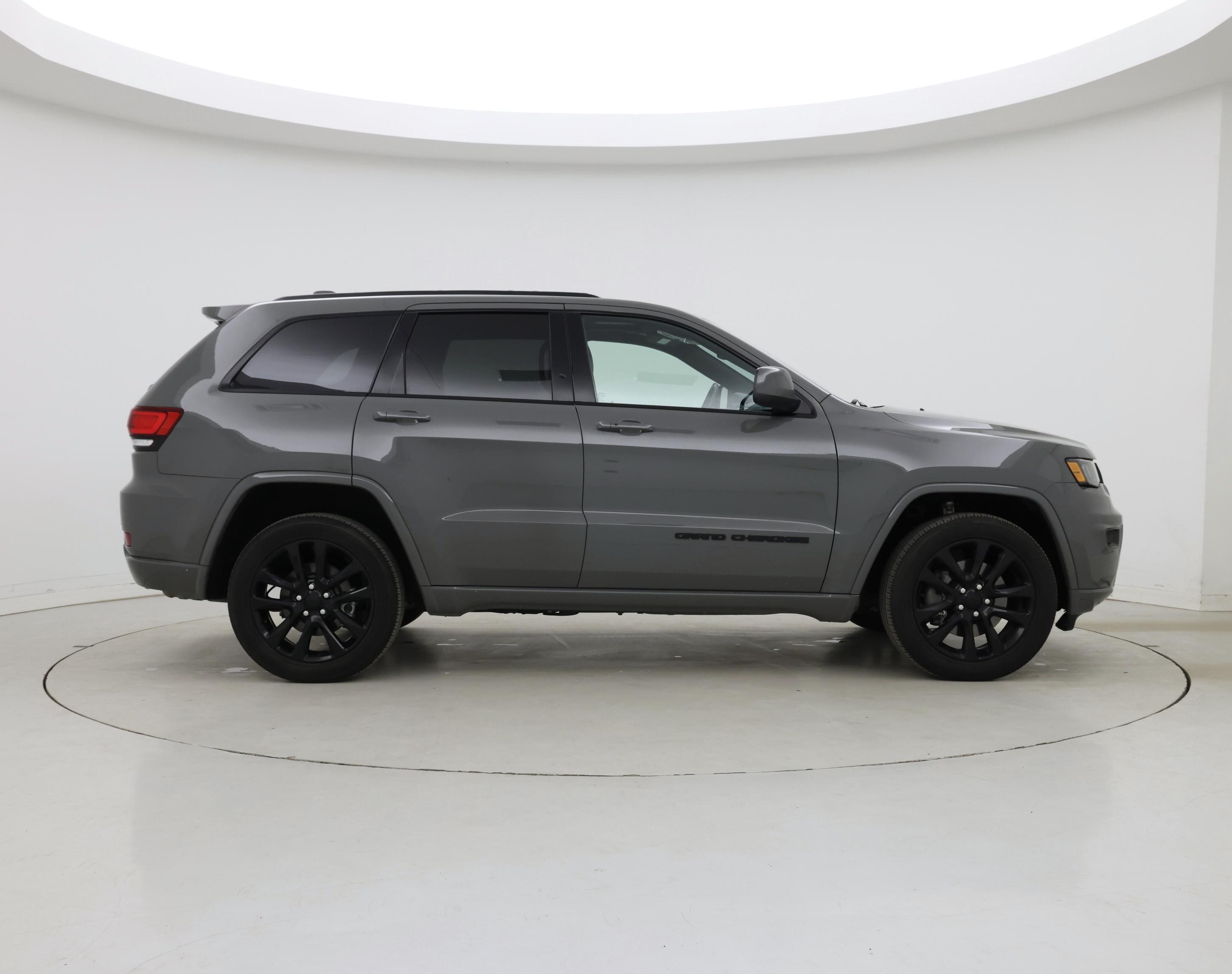Thumbnail: 2021 Jeep Grand Cherokee - 7