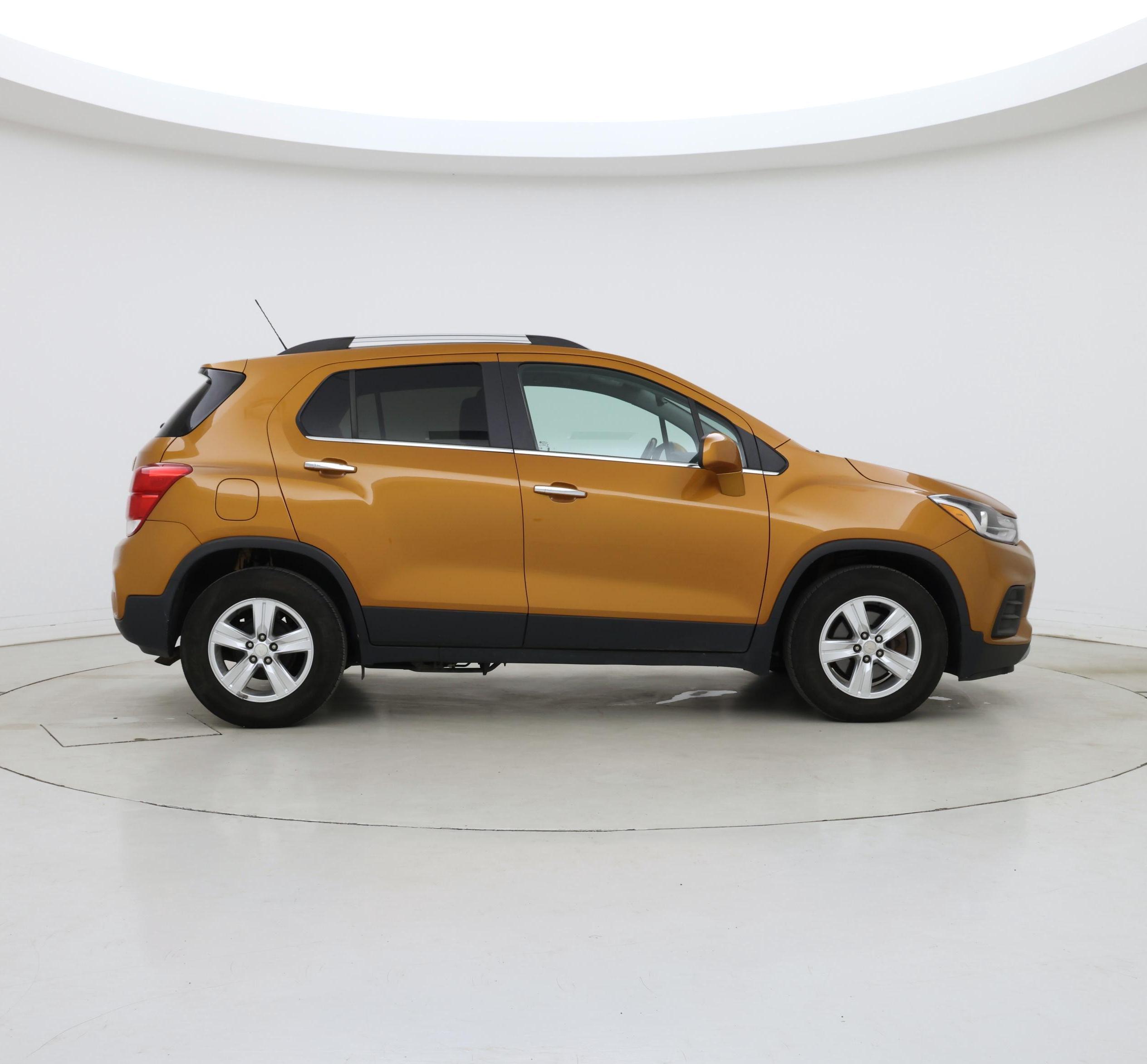 Thumbnail: 2017 Chevrolet Trax - 7