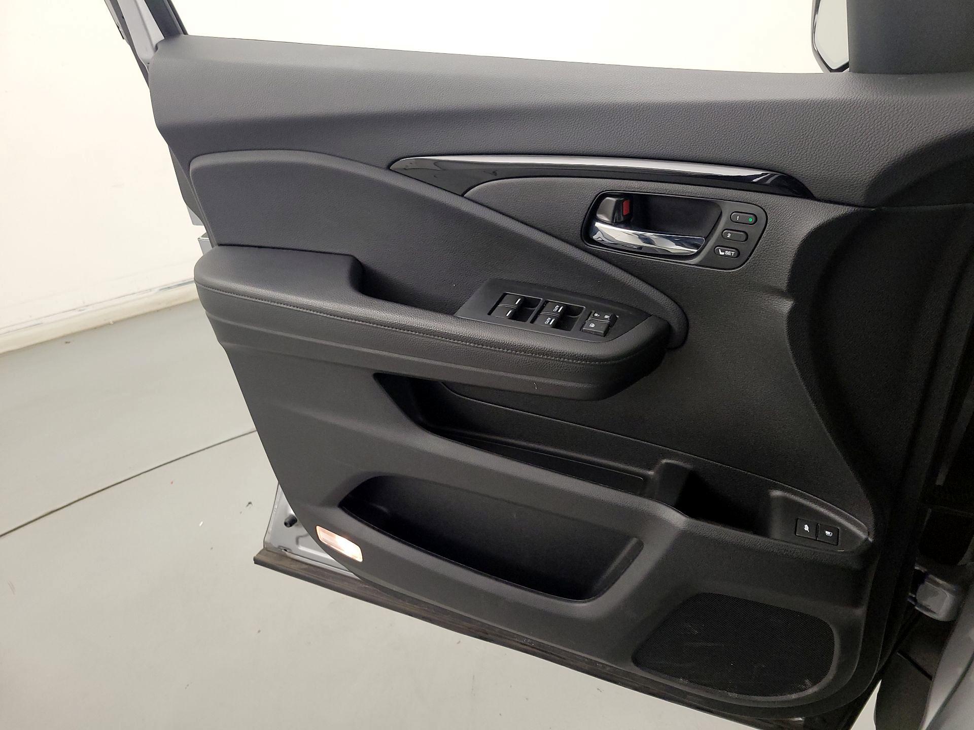 Thumbnail: 2021 Honda Passport - 12
