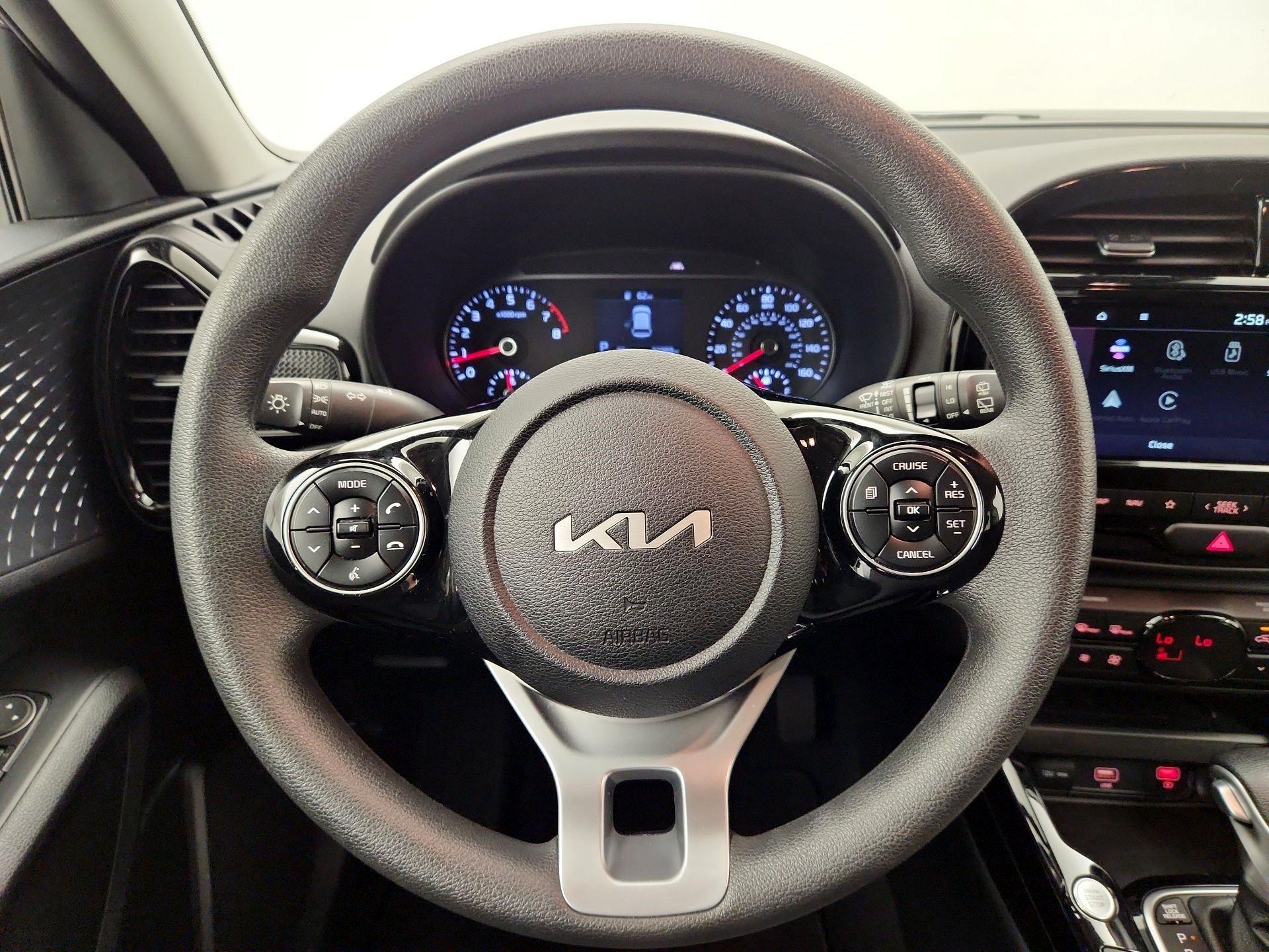 Thumbnail: 2022 Kia Soul - 10