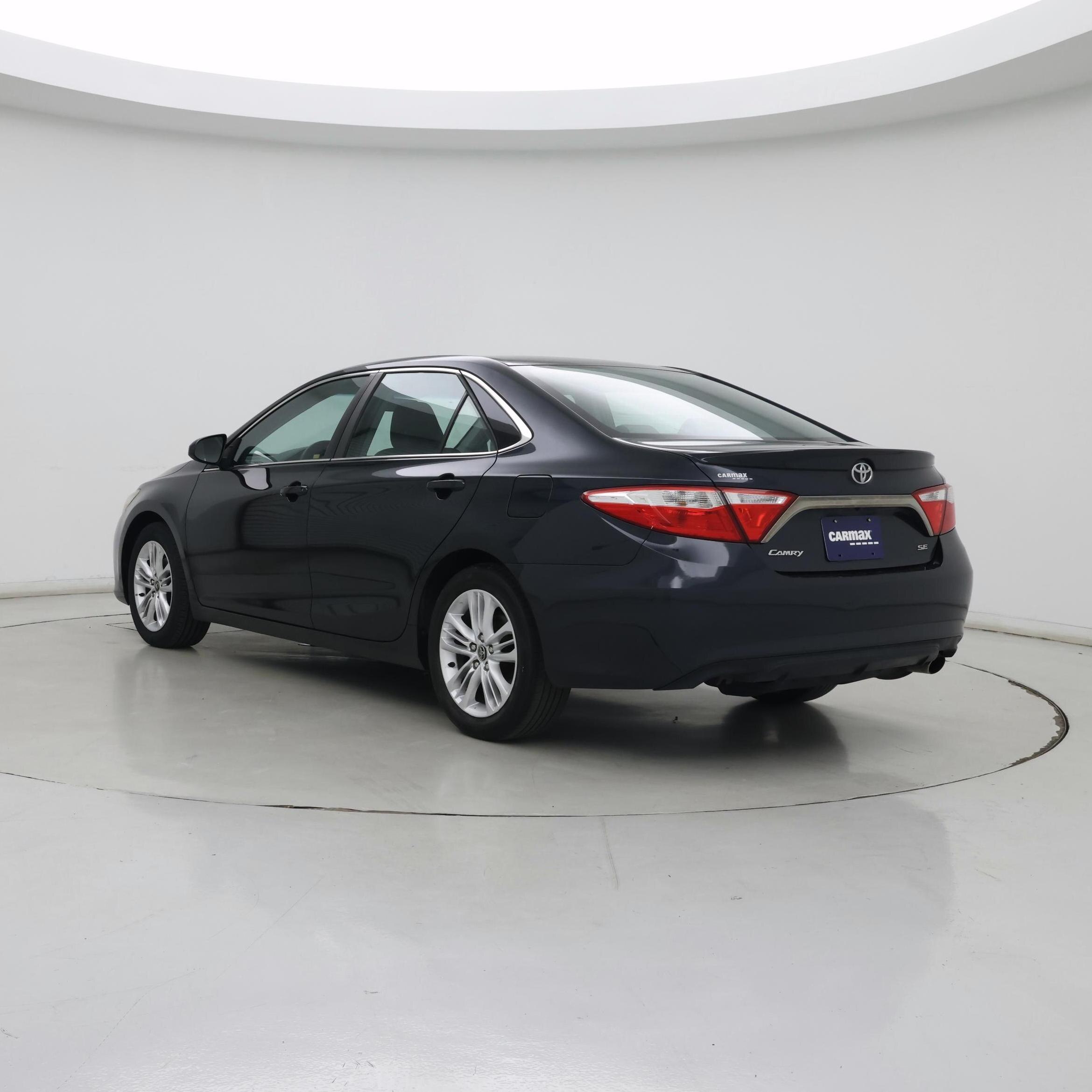 Thumbnail: 2015 Toyota Camry - 2